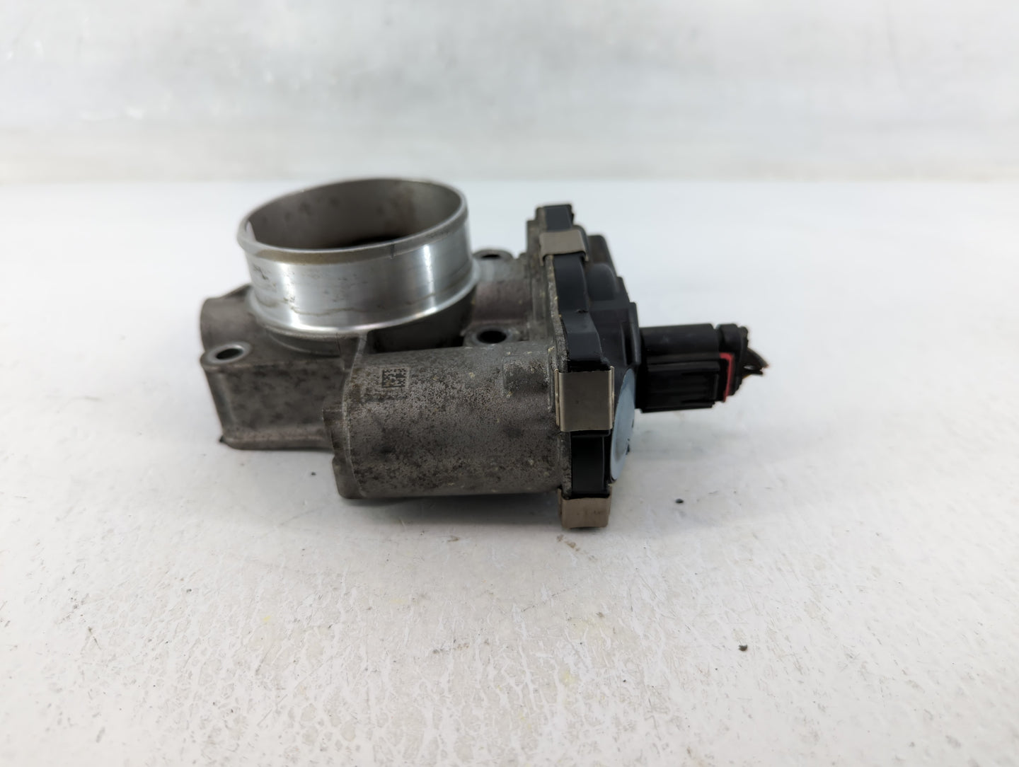2012-2015 Chevrolet Equinox Throttle Body P/N:12632101CA Fits Fits 2012 2013 2014 2015 OEM Used Auto Parts - Oemusedautopart