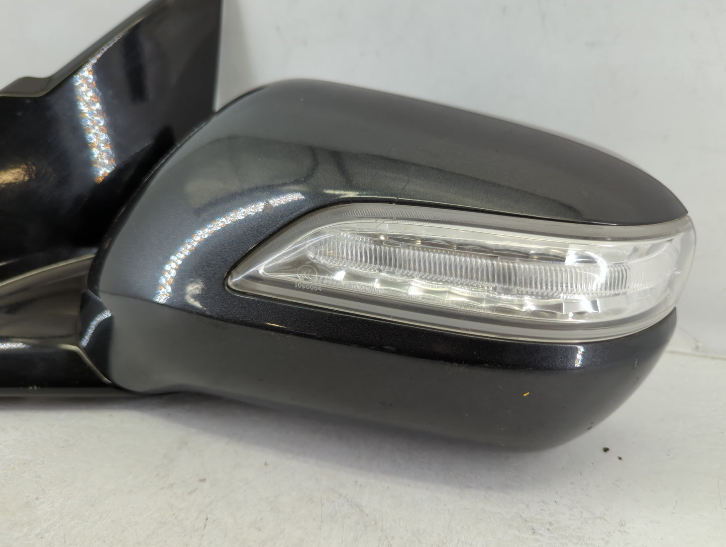 2011-2014 Chevrolet Equinox Driver Side View Mirror - Left Door Mirror OEM Used - Oemusedautoparts1.com
