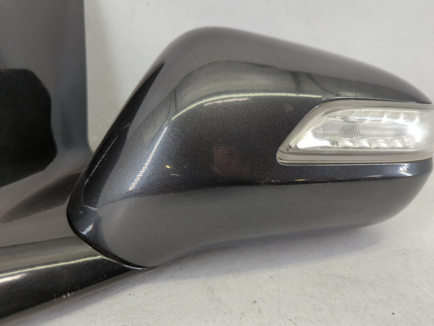 2011-2014 Chevrolet Equinox Driver Side View Mirror - Left Door Mirror OEM Used - Oemusedautoparts1.com