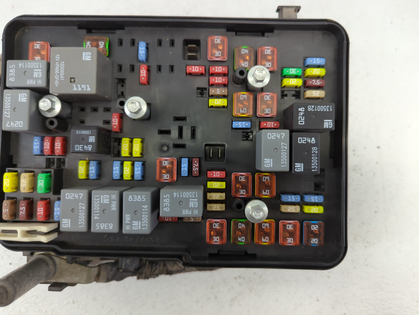 2013-2016 Chevrolet Equinox Fusebox Fuse Box Panel Relay Module P/N:22929763_01 Fits Fits 2013 2014 2015 2016 OEM Used Auto 