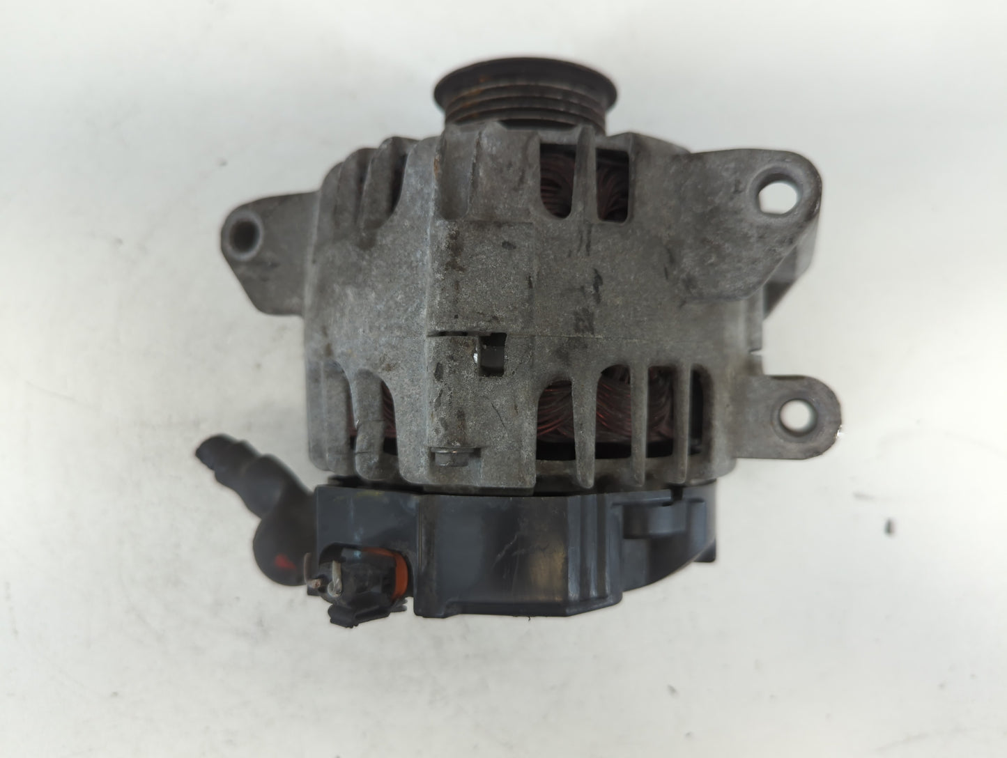 2010-2017 Chevrolet Equinox Alternator Replacement Generator Charging Assembly Engine OEM P/N:13500315 Fits OEM Used Auto Pa