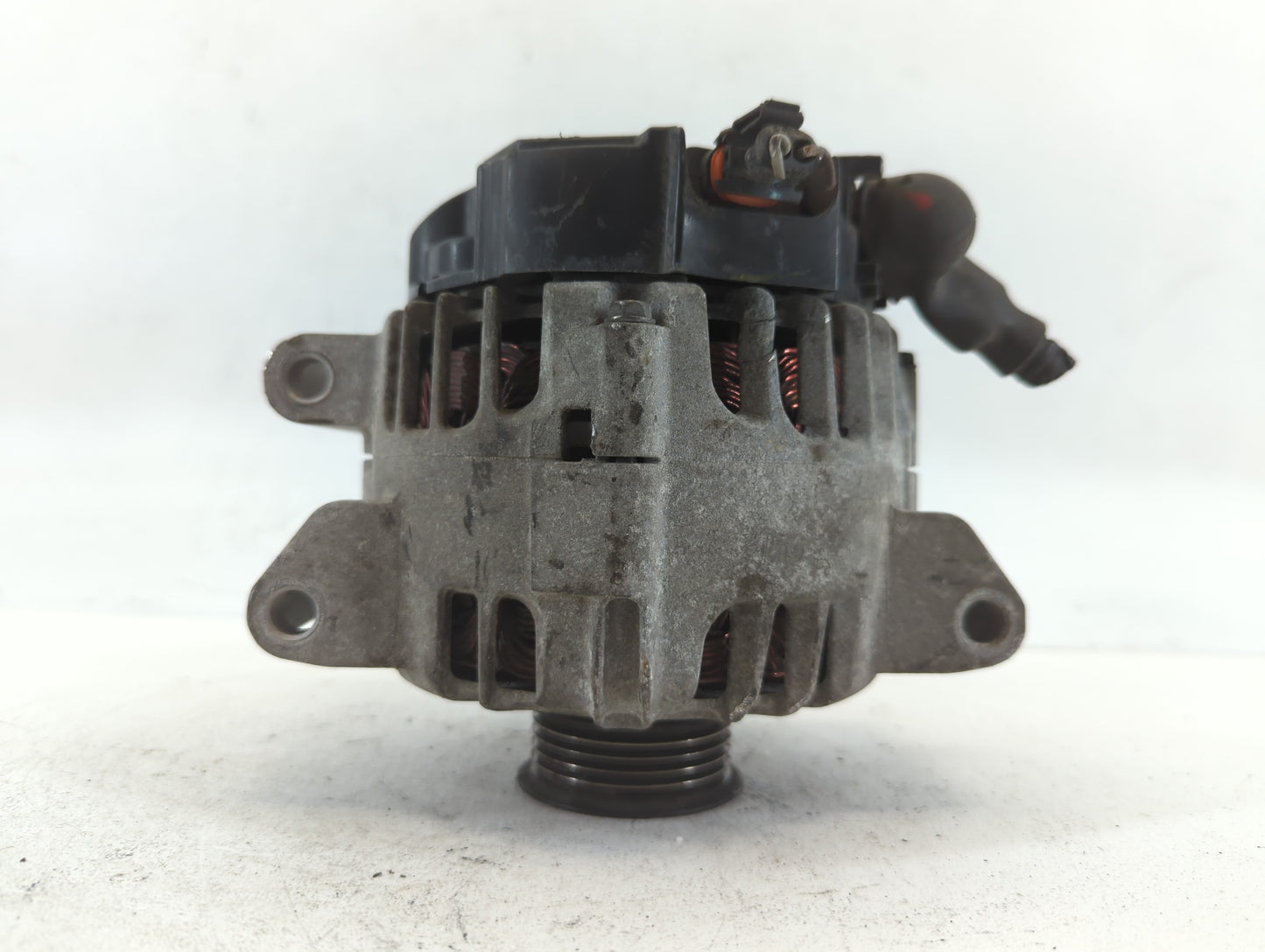 2010-2017 Chevrolet Equinox Alternator Replacement Generator Charging Assembly Engine OEM P/N:13500315 Fits OEM Used Auto Pa