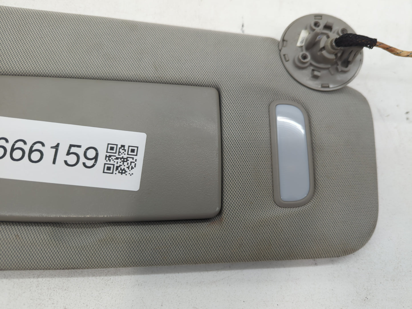 2010-2017 Chevrolet Equinox Sun Visor Shade Replacement Passenger Right Mirror Fits Fits 2010 2011 2012 2013 2014 2015 2016 