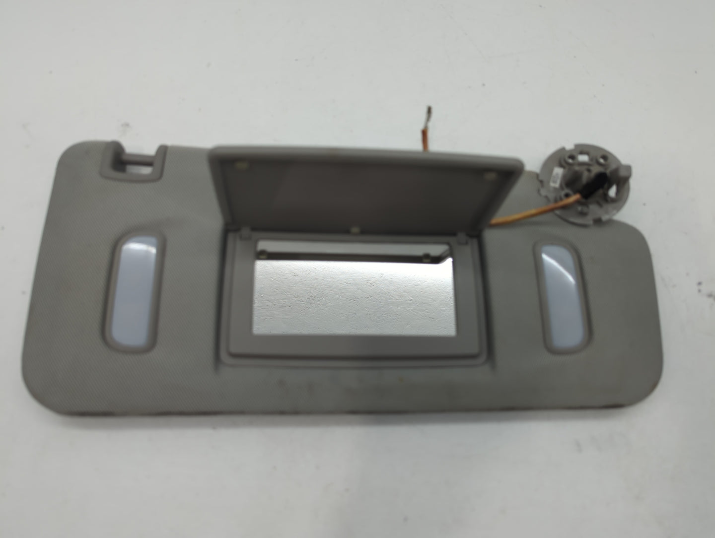 2010-2017 Chevrolet Equinox Sun Visor Shade Replacement Passenger Right Mirror Fits Fits 2010 2011 2012 2013 2014 2015 2016 