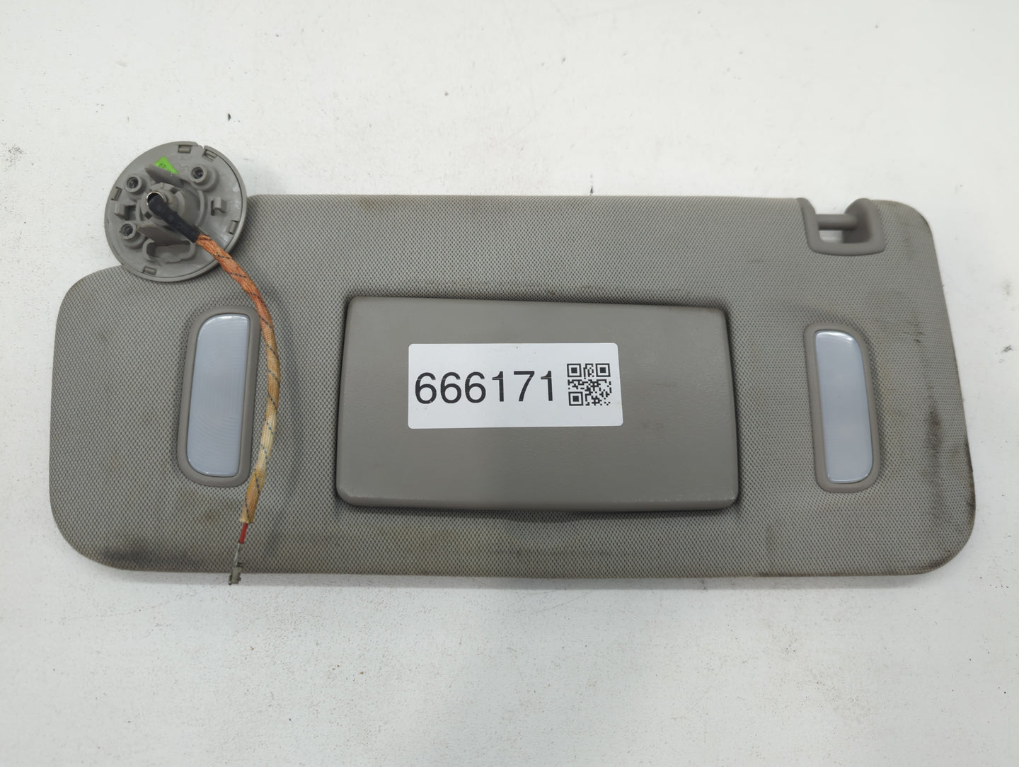 2010-2017 Chevrolet Equinox Sun Visor Shade Replacement Driver Left Mirror Fits Fits 2010 2011 2012 2013 2014 2015 2016 2017