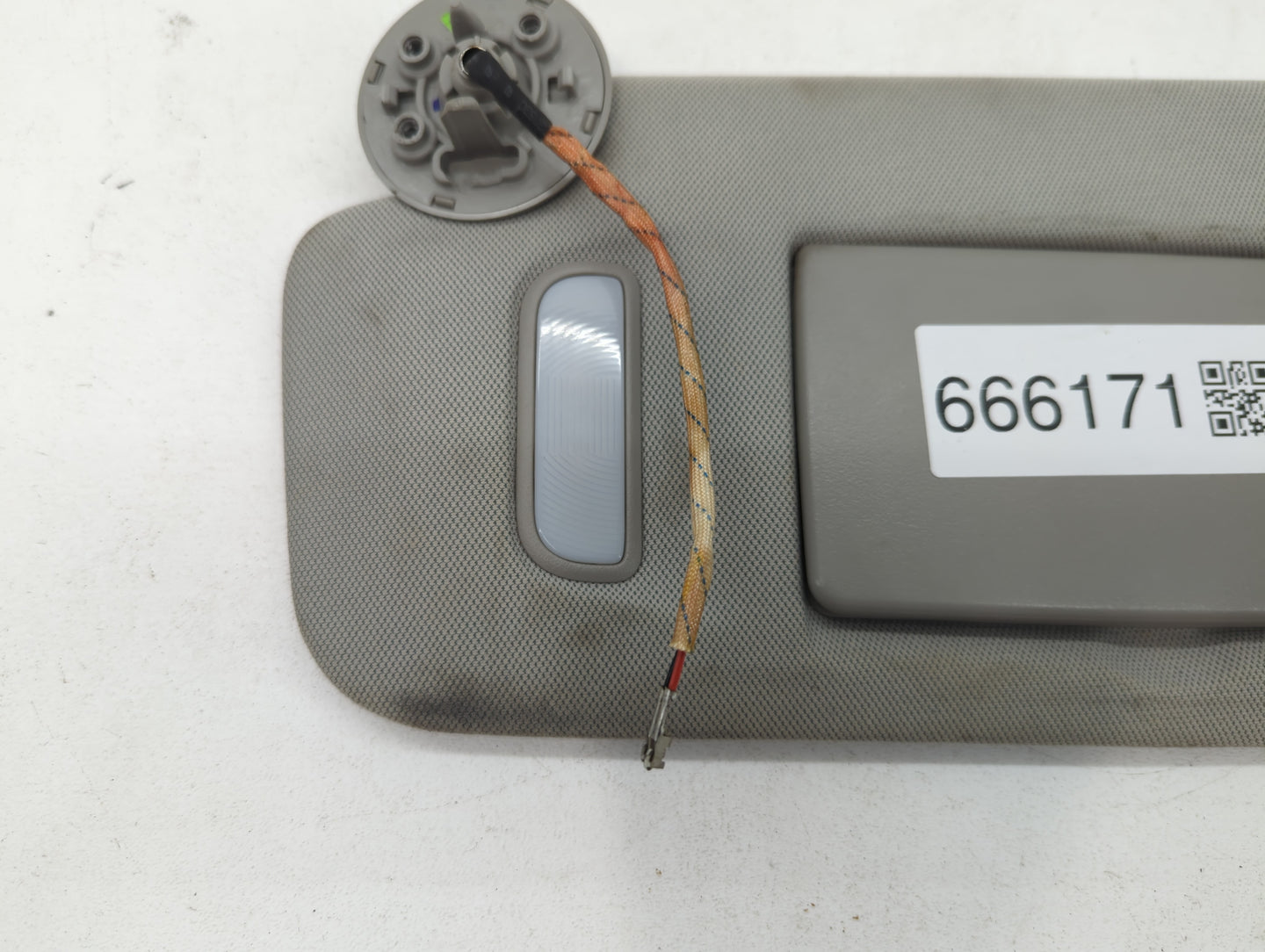 2010-2017 Chevrolet Equinox Sun Visor Shade Replacement Driver Left Mirror Fits Fits 2010 2011 2012 2013 2014 2015 2016 2017