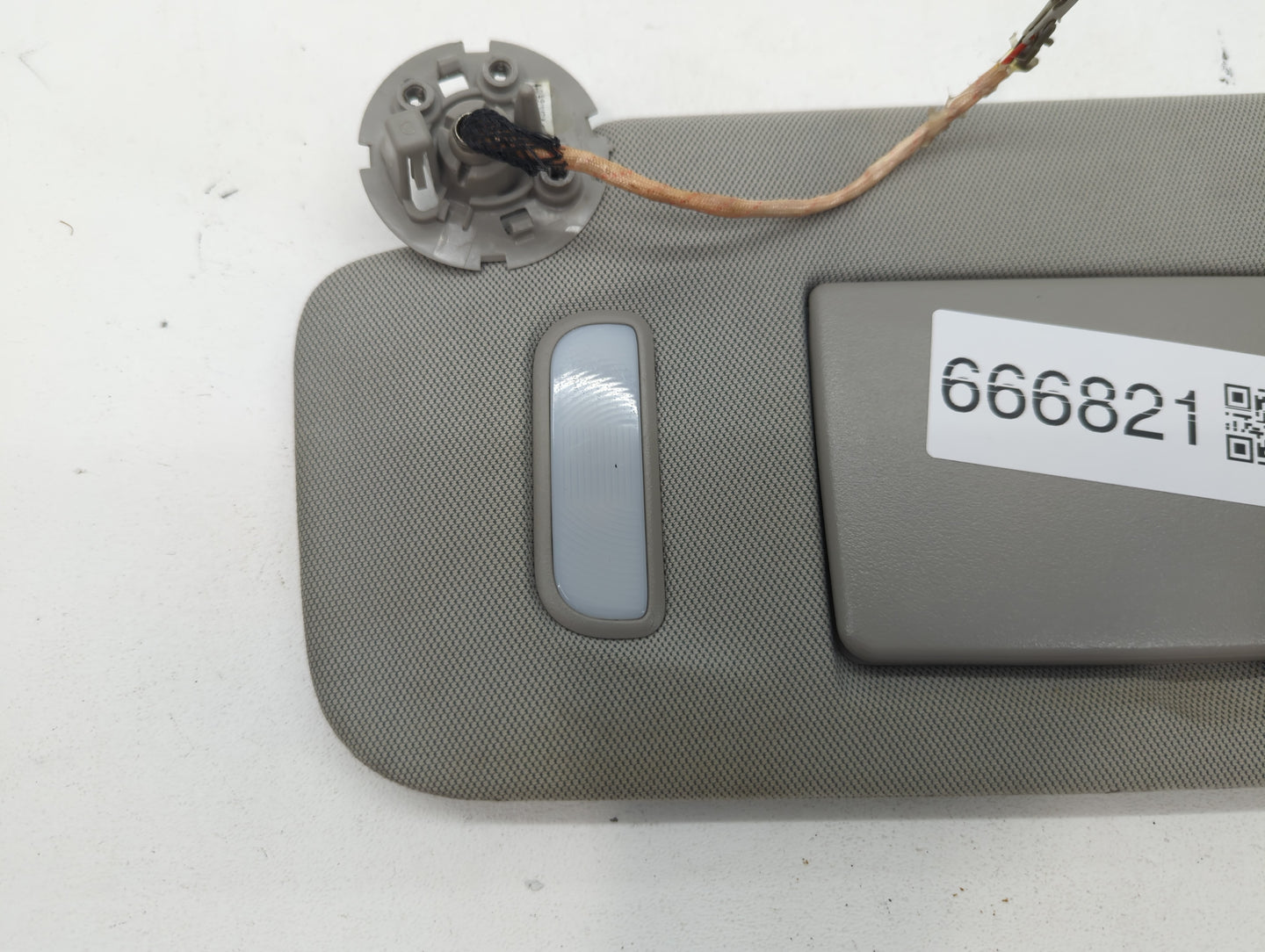 2010-2017 Chevrolet Equinox Sun Visor Shade Replacement Passenger Right Mirror Fits Fits 2010 2011 2012 2013 2014 2015 2016 