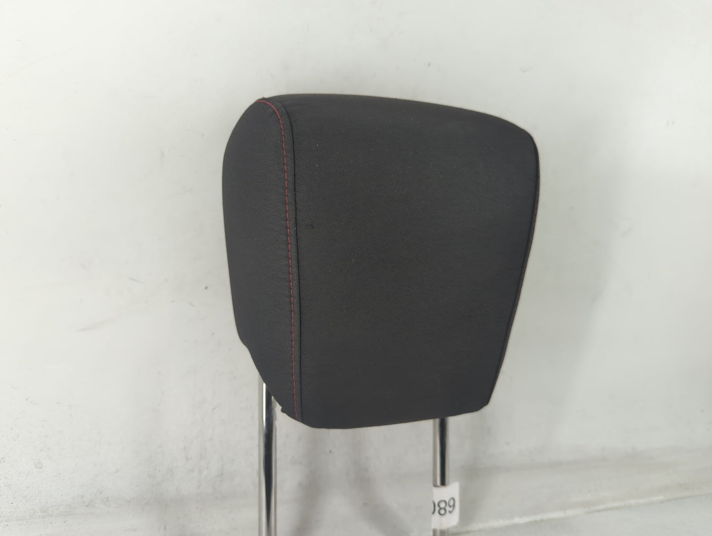 Chevrolet Equinox Headrest Head Rest Front Driver Passenger Seat Black - Oemusedautoparts1.com
