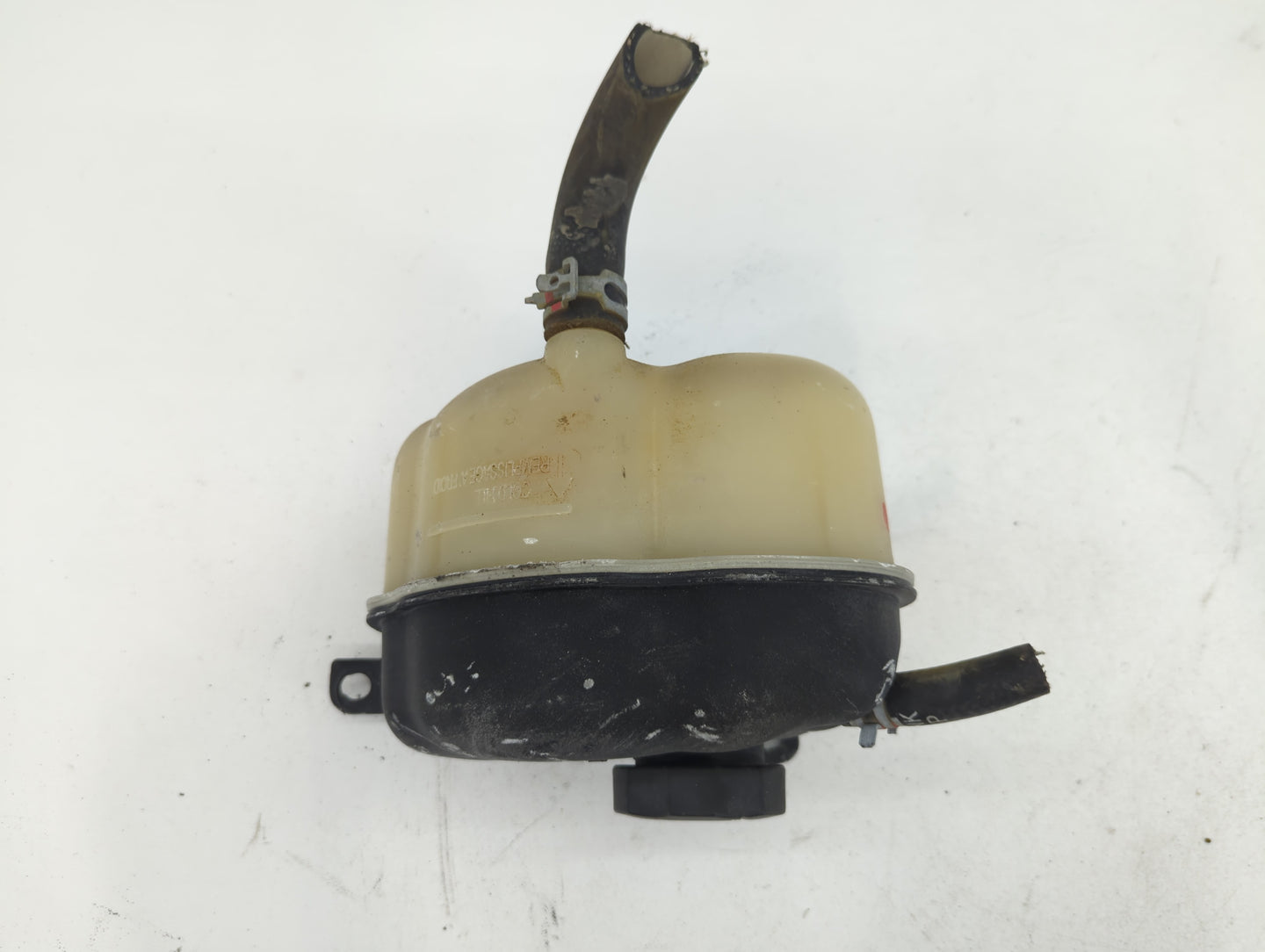 2010-2017 Chevrolet Equinox Windshield Washer Fluid Reservoir Bottle Oem - Oemusedautoparts1.com