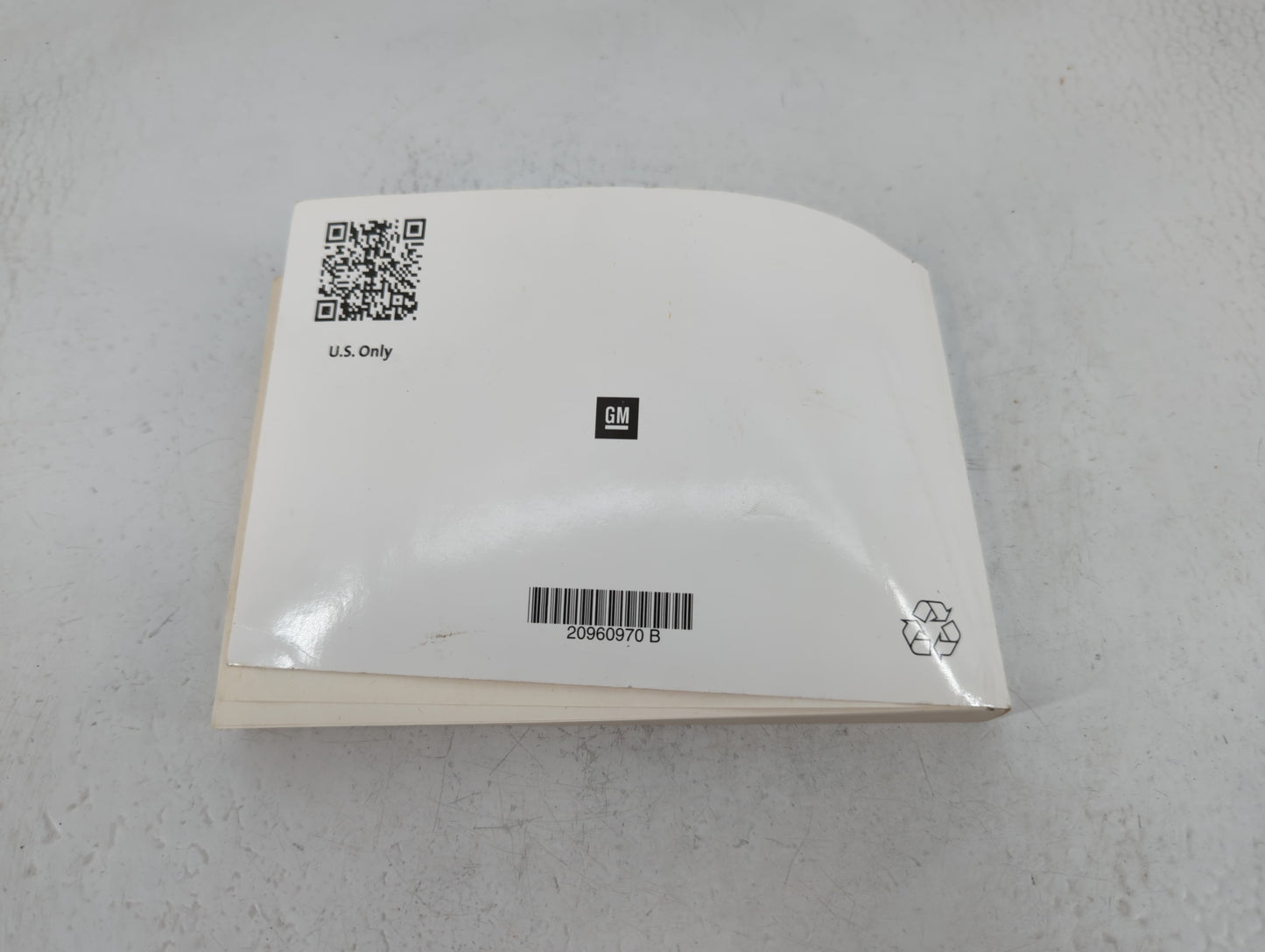 2013 Chevrolet Equinox Owners Manual Book Guide P/N:20960970 B OEM Used Auto Parts - Oemusedautoparts1.com