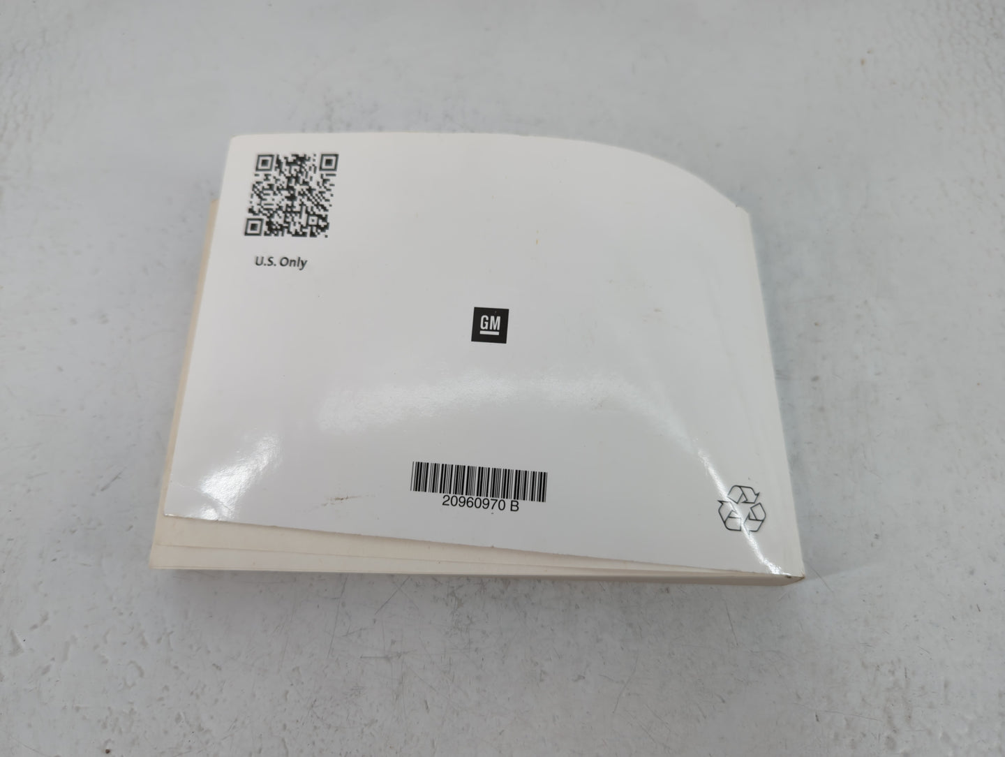 2013 Chevrolet Equinox Owners Manual Book Guide P/N:20960970 B OEM Used Auto Parts - Oemusedautoparts1.com