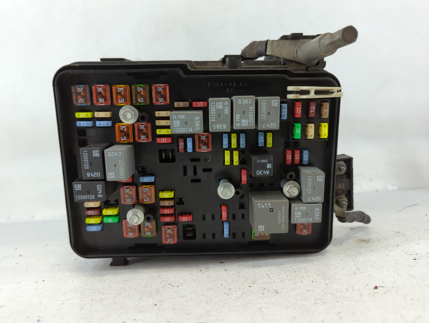 2013-2016 Chevrolet Equinox Fusebox Fuse Box Panel Relay Module P/N:22929763_01 Fits Fits 2013 2014 2015 2016 OEM Used Auto 