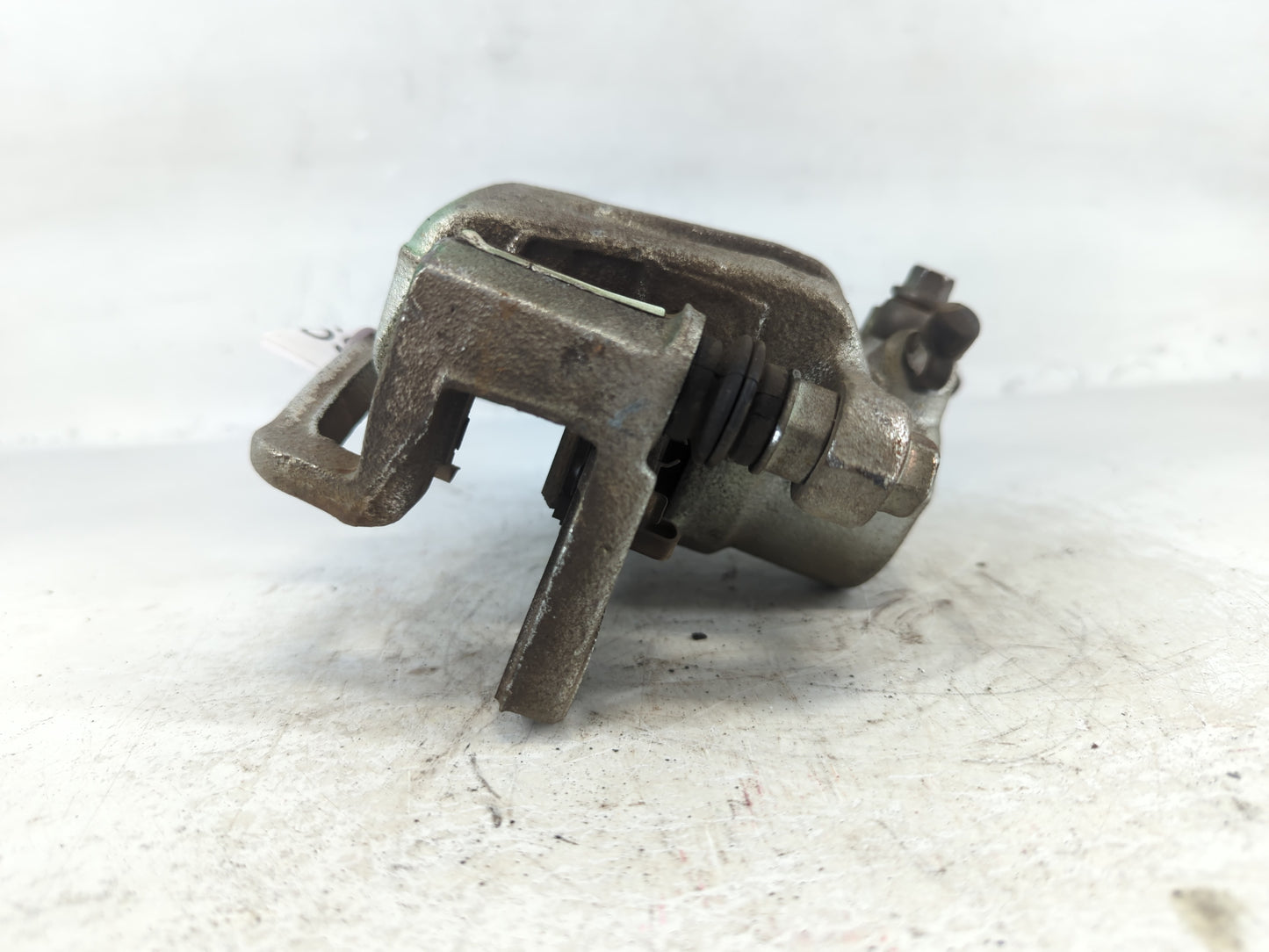 2007-2017 Chevrolet Equinox Front Driver Left Brake Caliper 699795 - Oemusedautoparts1.com