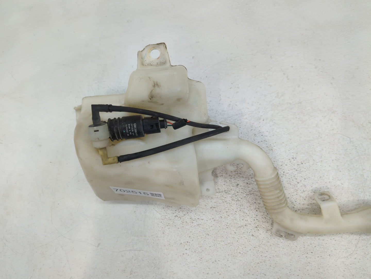 2010-2017 Chevrolet Equinox Windshield Washer Fluid Reservoir Bottle Oem - Oemusedautoparts1.com