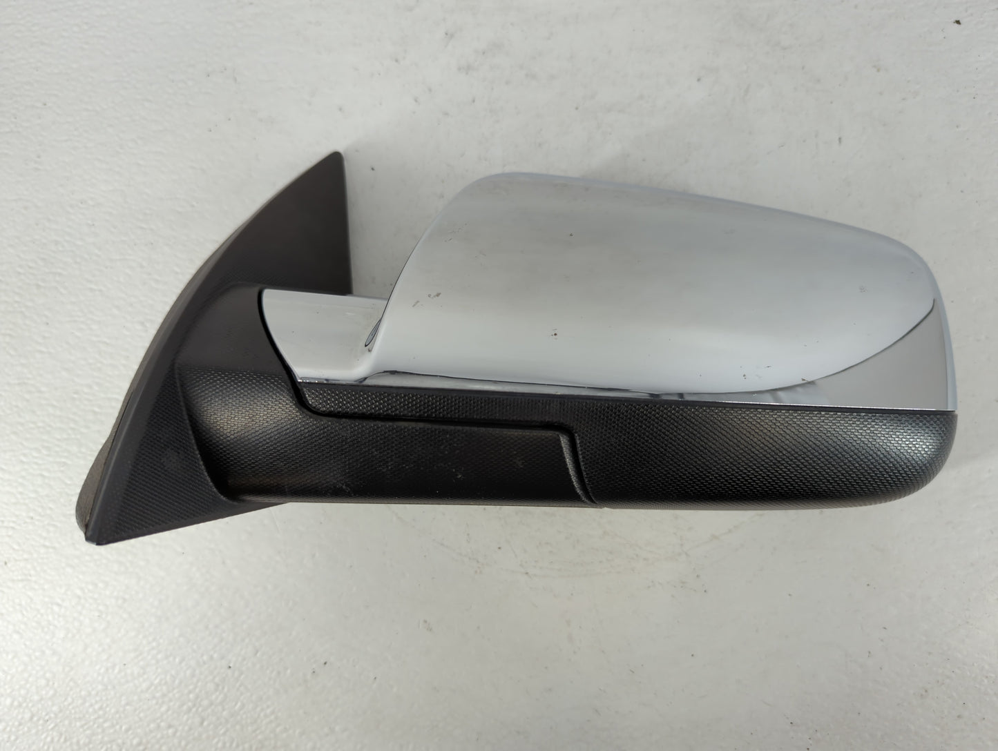 2011-2013 Chevrolet Equinox Driver Side View Mirror - Left Door Mirror OEM Used - Oemusedautoparts1.com