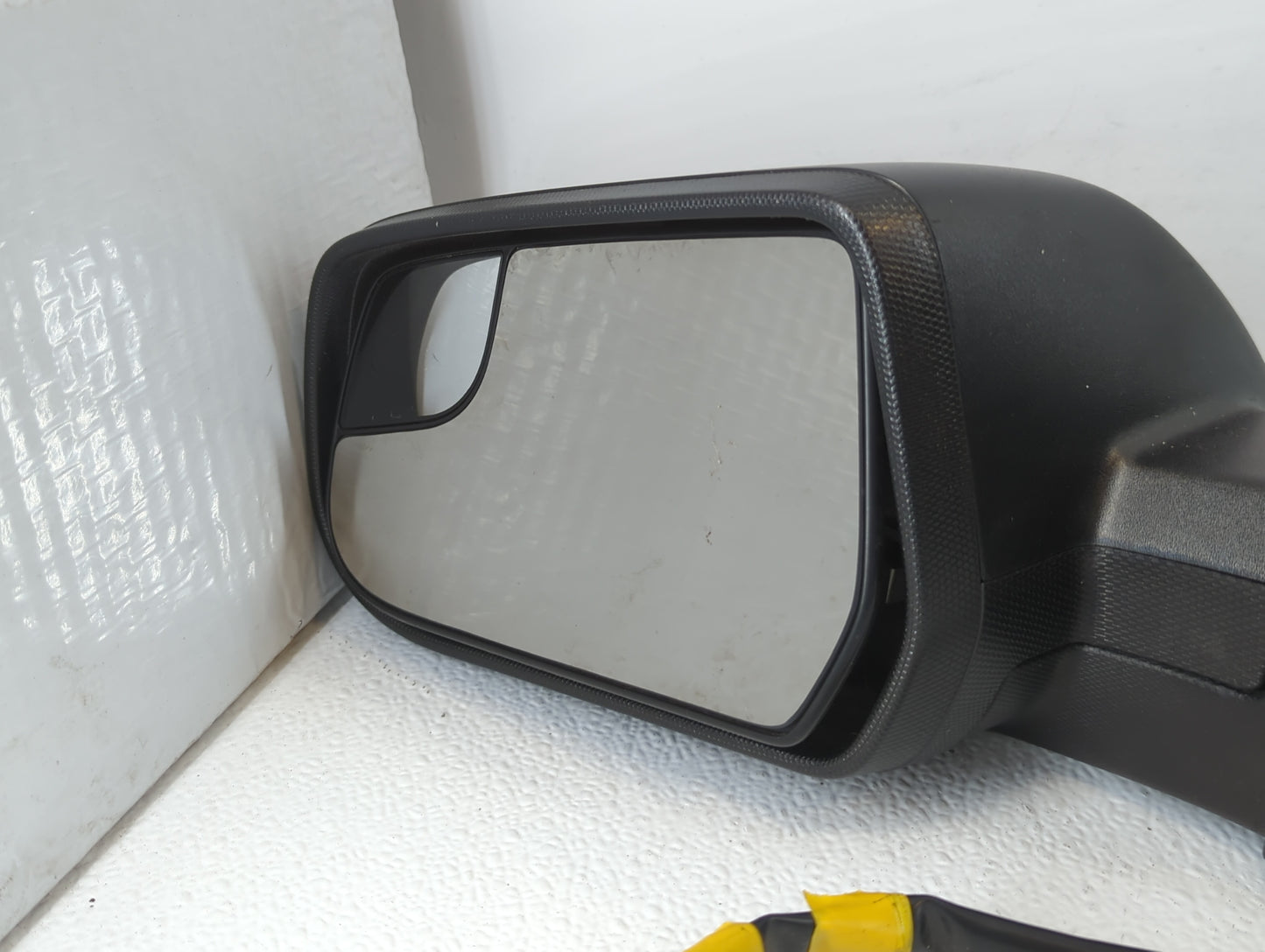 2012-2014 Chevrolet Equinox Driver Side View Mirror - Left Door Mirror OEM Used - Oemusedautoparts1.com