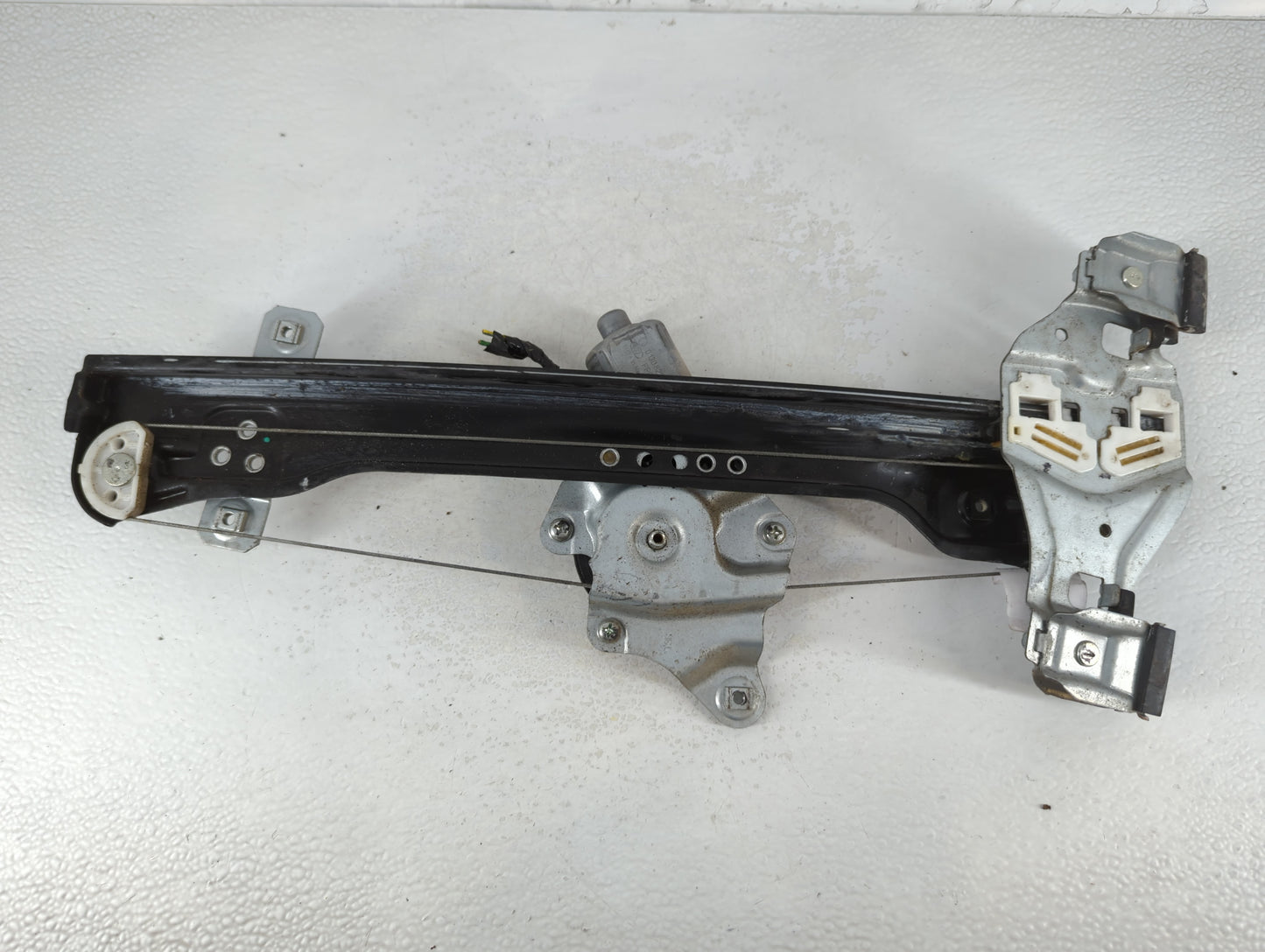 2012-2017 Chevrolet Equinox Used Window Regulator Right Passenger Rear - Oemusedautoparts1.com