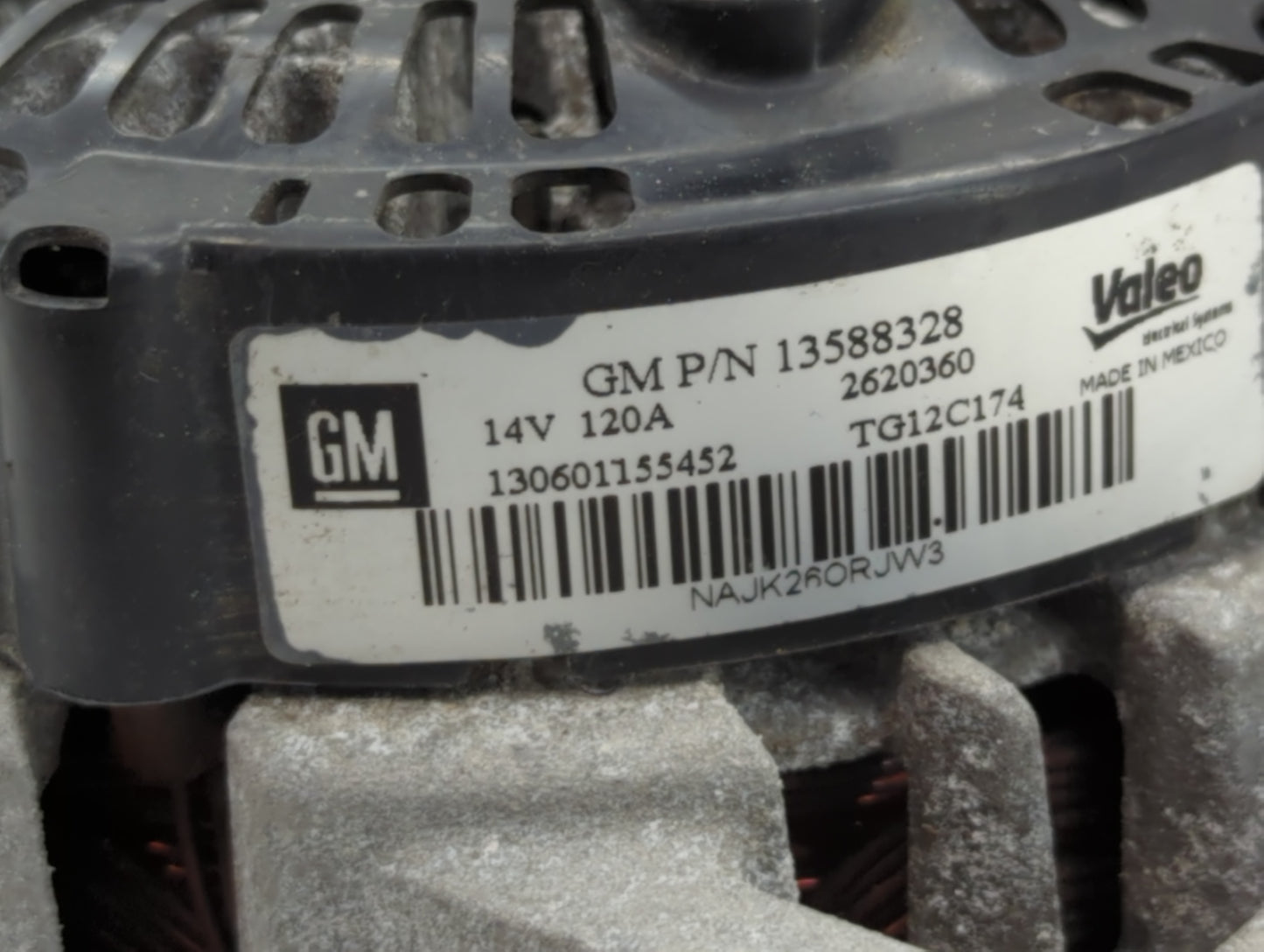2010-2017 Chevrolet Equinox Alternator Replacement Generator Charging Assembly Engine OEM P/N:13588328 Fits OEM Used Auto Pa