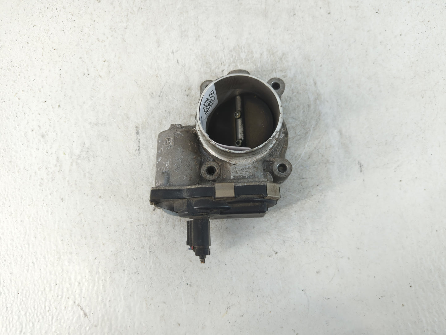 2012-2015 Chevrolet Equinox Throttle Body P/N:126321010CA Fits Fits 2012 2013 2014 2015 OEM Used Auto Parts - Oemusedautopar