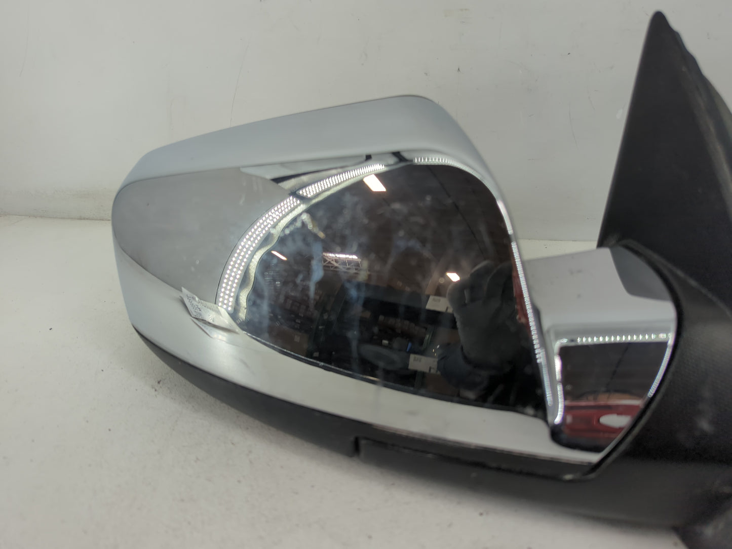 2011-2013 Chevrolet Equinox Passenger Side View Mirror - Right Door Mirror OEM Used - Oemusedautoparts1.com