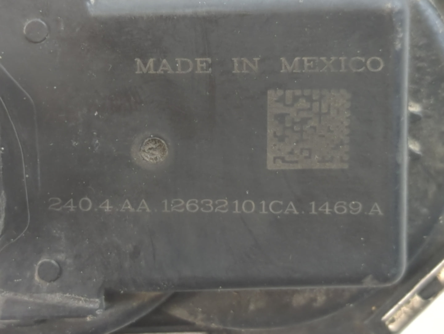 2012-2015 Chevrolet Equinox Throttle Body P/N:126321010CA Fits Fits 2012 2013 2014 2015 OEM Used Auto Parts - Oemusedautopar