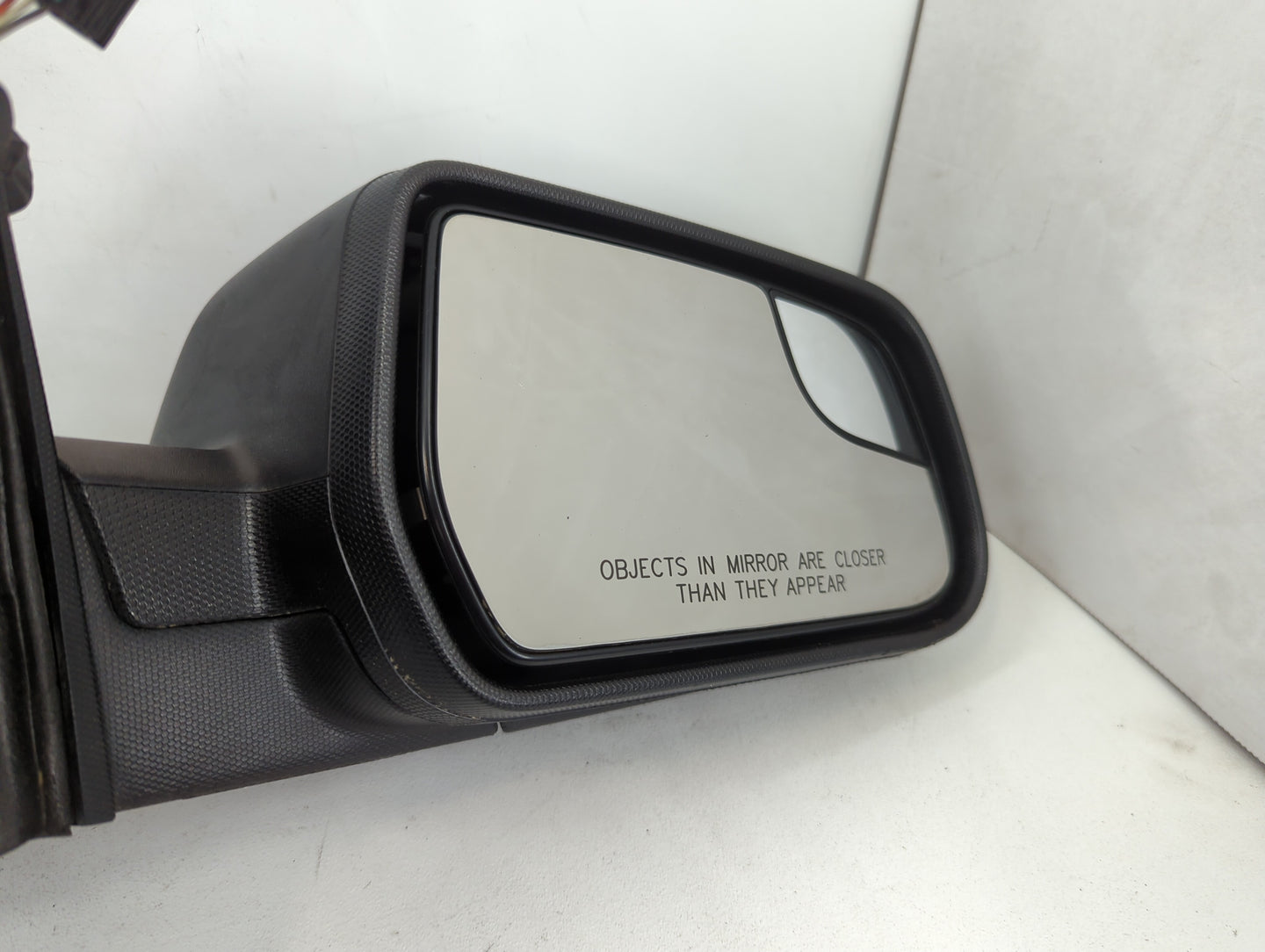 2012-2014 Chevrolet Equinox Passenger Side View Mirror - Right Door Mirror OEM Used - Oemusedautoparts1.com