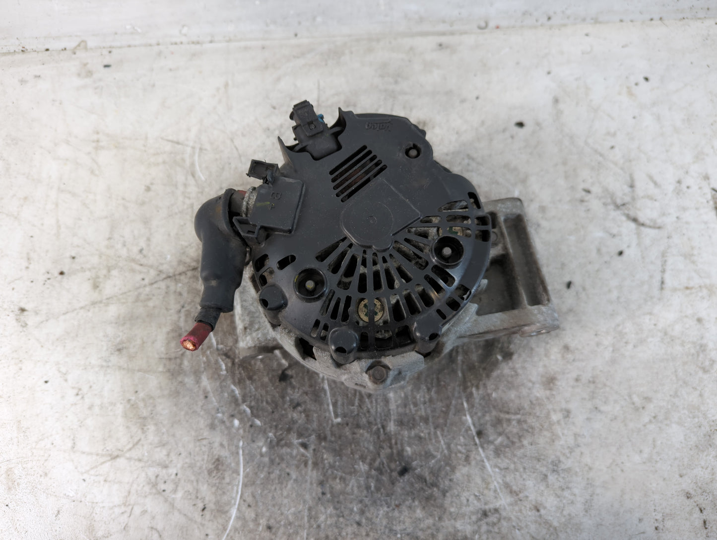 2010-2017 Chevrolet Equinox Alternator Replacement Generator Charging Assembly Engine OEM P/N:13588328 Fits OEM Used Auto Pa