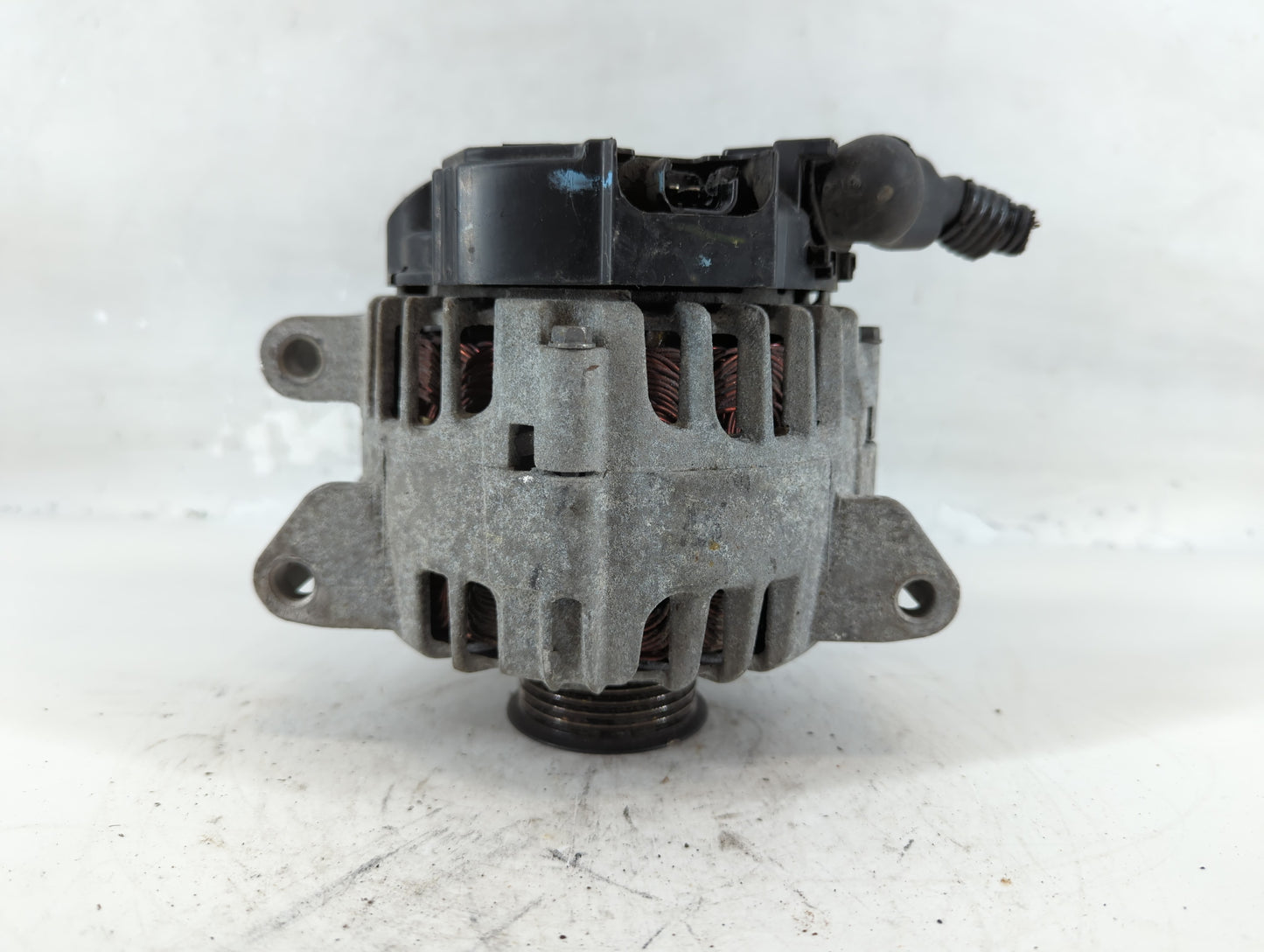 2010-2017 Chevrolet Equinox Alternator Replacement Generator Charging Assembly Engine OEM P/N:13588328 Fits OEM Used Auto Pa