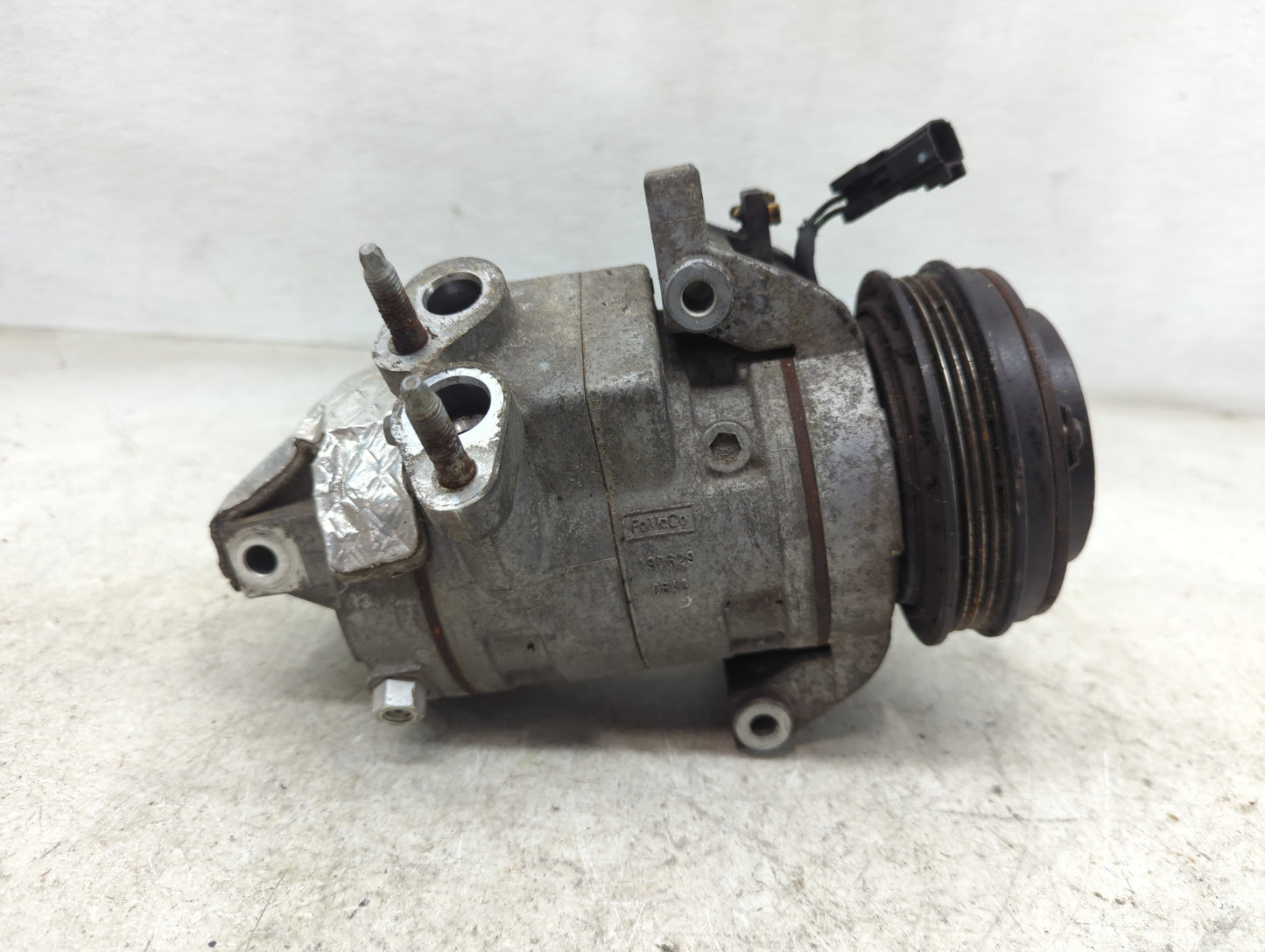 2012-2015 Chevrolet Equinox Air Conditioning A/c Ac Compressor Oem - Oemusedautoparts1.com