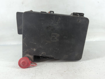 2013-2016 Chevrolet Equinox Fusebox Fuse Box Panel Relay Module P/N:22929763_01 Fits Fits 2013 2014 2015 2016 OEM Used Auto 