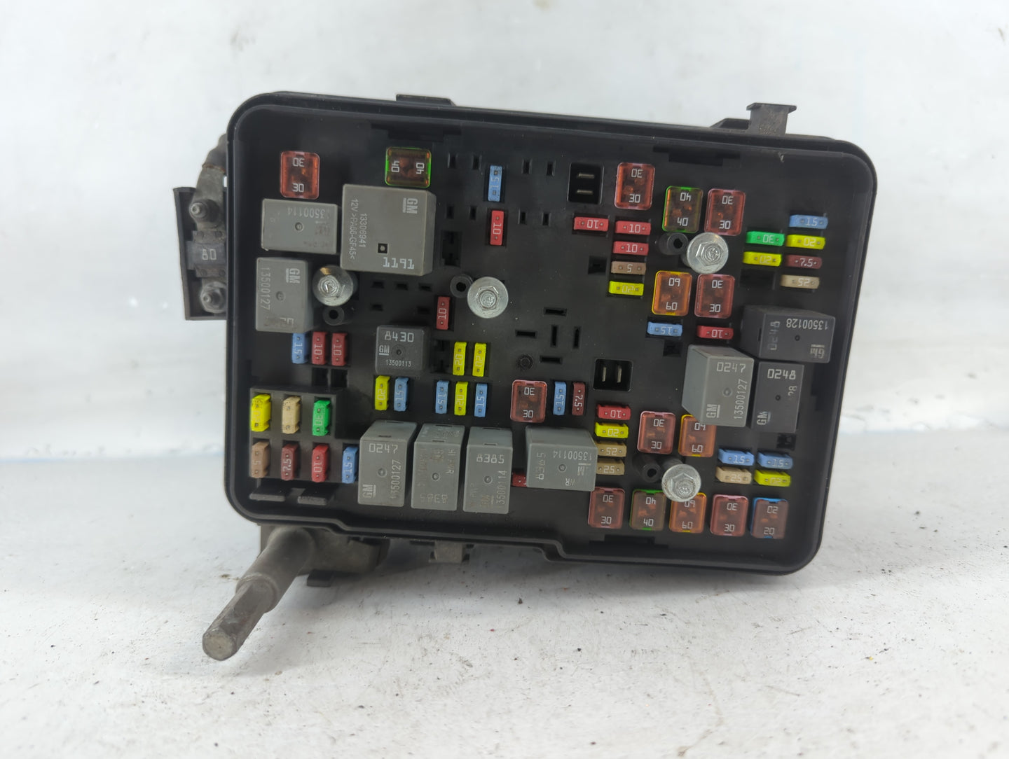 2013-2016 Chevrolet Equinox Fusebox Fuse Box Panel Relay Module P/N:22929763_01 Fits Fits 2013 2014 2015 2016 OEM Used Auto 