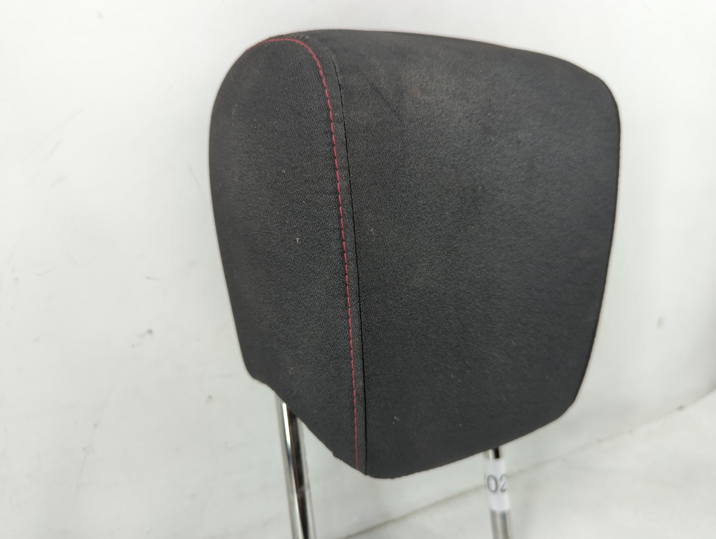 2012-2013 Chevrolet Equinox Headrest Head Rest Front Driver Passenger Seat Fits Fits 2012 2013 OEM Used Auto Parts - Oemused
