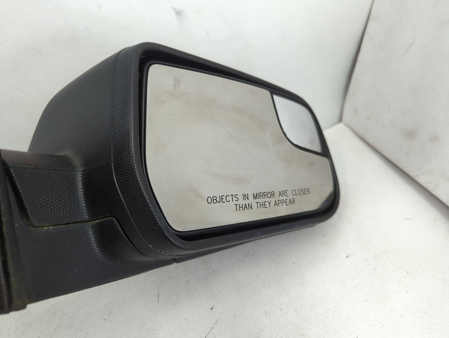 2012-2014 Chevrolet Equinox Passenger Right Side View Manual Door Mirror - Oemusedautoparts1.com