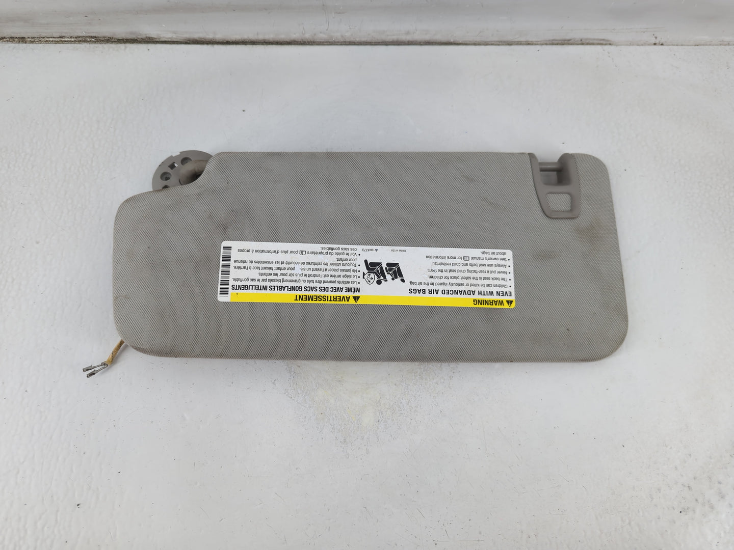 2010-2017 Chevrolet Equinox Sun Visor Shade Replacement Passenger Right Mirror Fits Fits 2010 2011 2012 2013 2014 2015 2016 