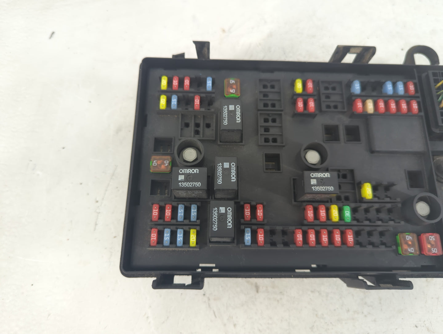 2013-2014 Chevrolet Express 1500 Fusebox Fuse Box Panel Relay Module P/N:22767372 Fits Fits 2013 2014 2015 2016 OEM Used Aut