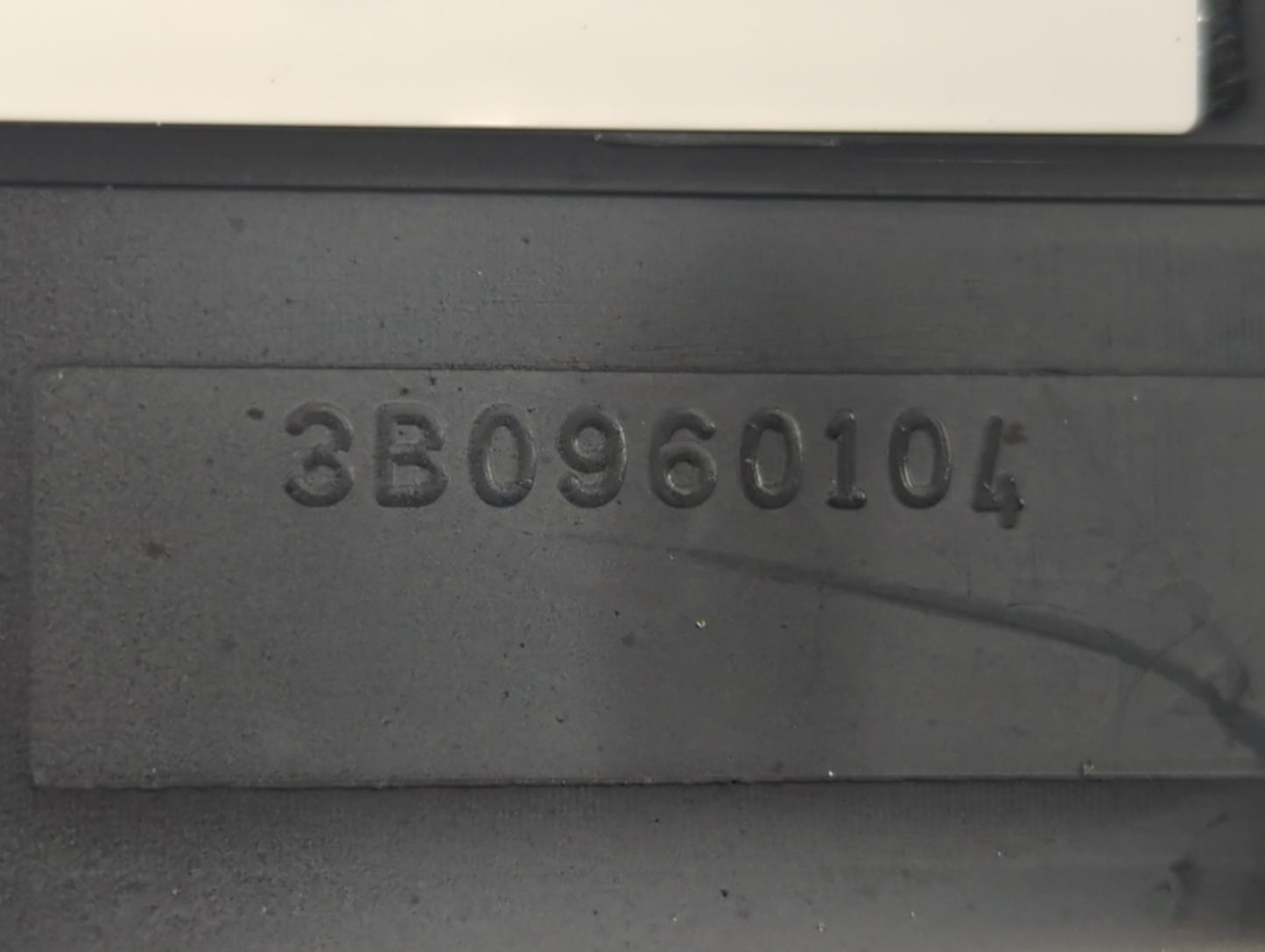 2013-2014 Chevrolet Express 1500 Fusebox Fuse Box Panel Relay Module P/N:22767372 Fits Fits 2013 2014 2015 2016 OEM Used Aut