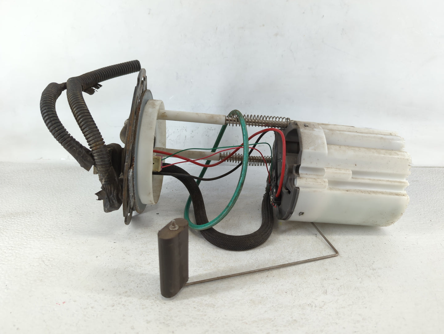 2013 Chevrolet Express 3500 Pump Assemble - Oemusedautoparts1.com