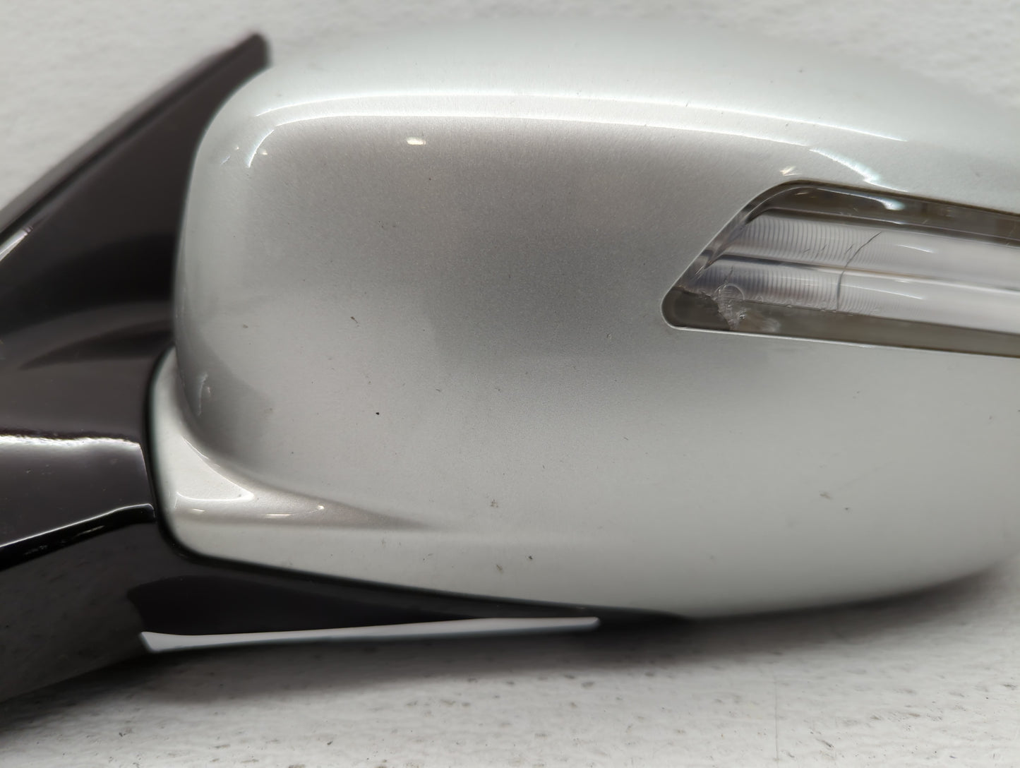 2013 Chevrolet Ge Driver Side View Mirror - Left Door Mirror OEM Used - Oemusedautoparts1.com
