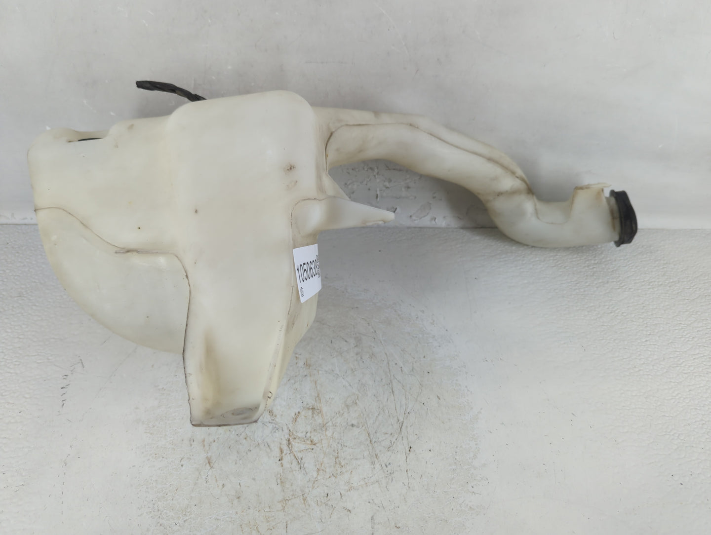 2006-2016 Chevrolet Impala Windshield Washer Fluid Reservoir Bottle Oem - Oemusedautoparts1.com