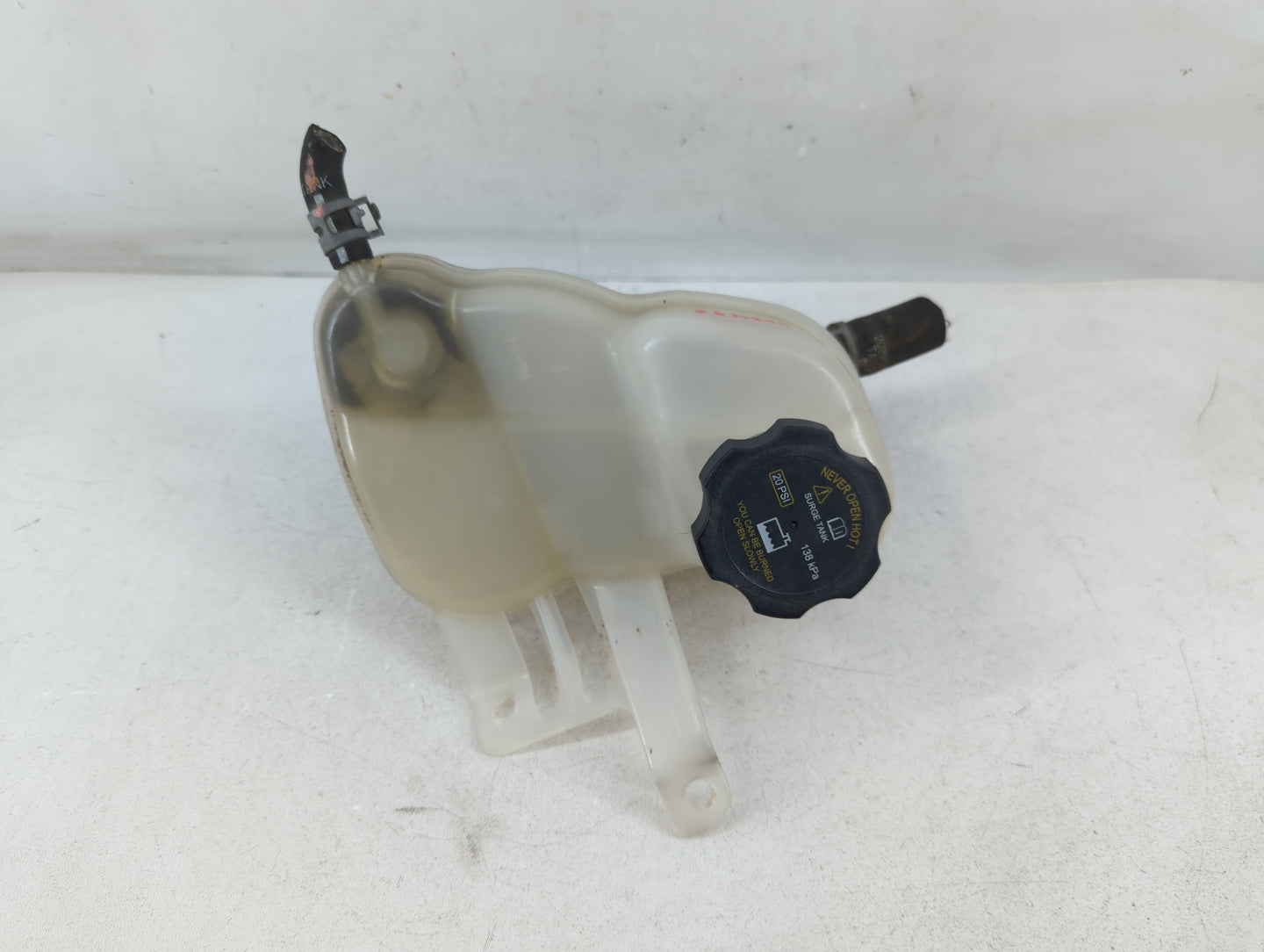 2006-2016 Chevrolet Impala Windshield Washer Fluid Reservoir Bottle Oem - Oemusedautoparts1.com