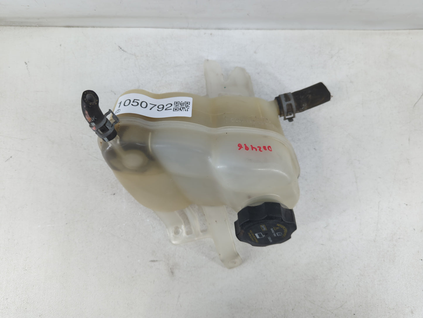 2006-2016 Chevrolet Impala Windshield Washer Fluid Reservoir Bottle Oem - Oemusedautoparts1.com