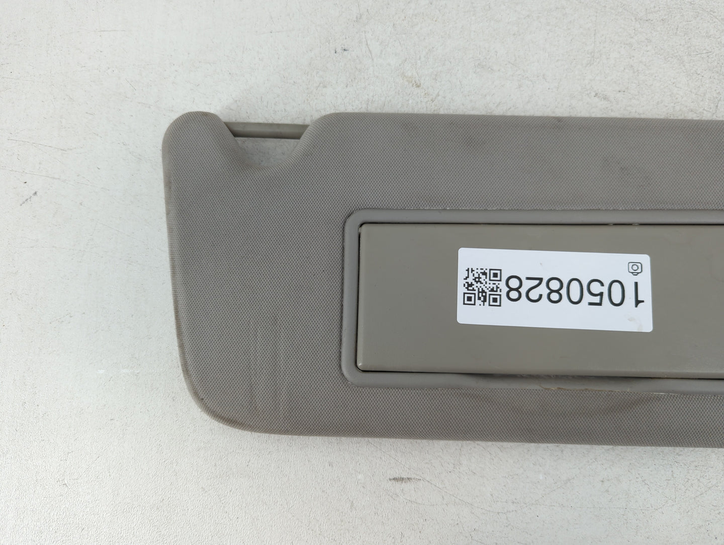 2006-2016 Chevrolet Impala Sun Visor Shade Replacement Passenger Right Mirror Fits OEM Used Auto Parts - Oemusedautoparts1.c