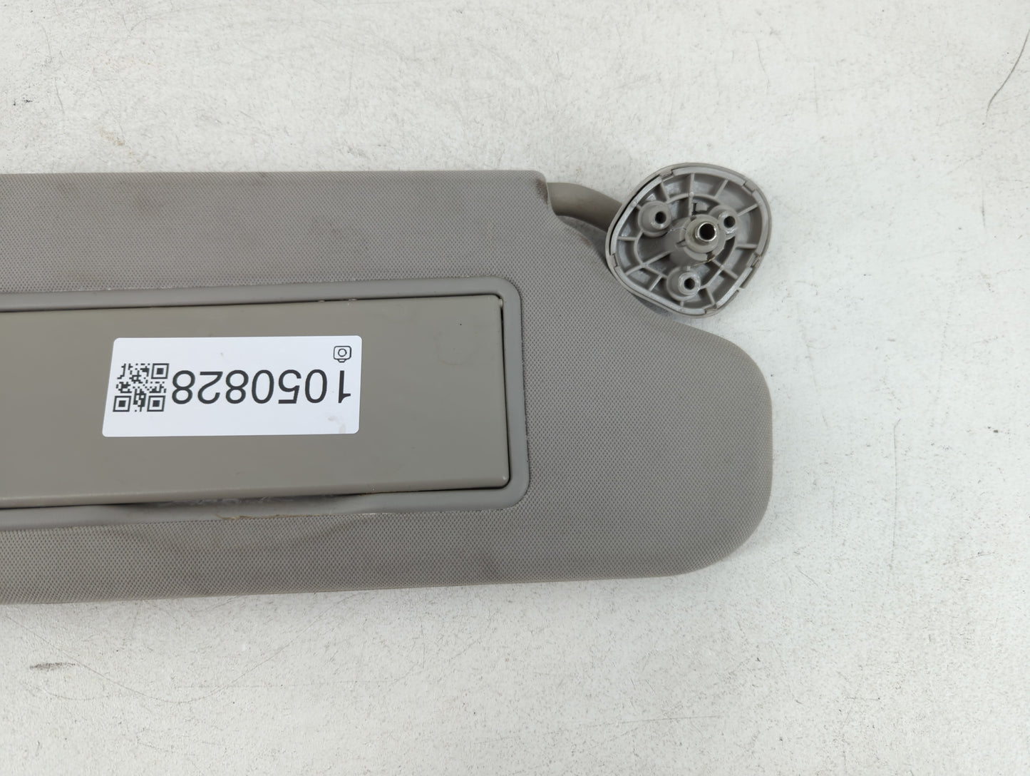 2006-2016 Chevrolet Impala Sun Visor Shade Replacement Passenger Right Mirror Fits OEM Used Auto Parts - Oemusedautoparts1.c