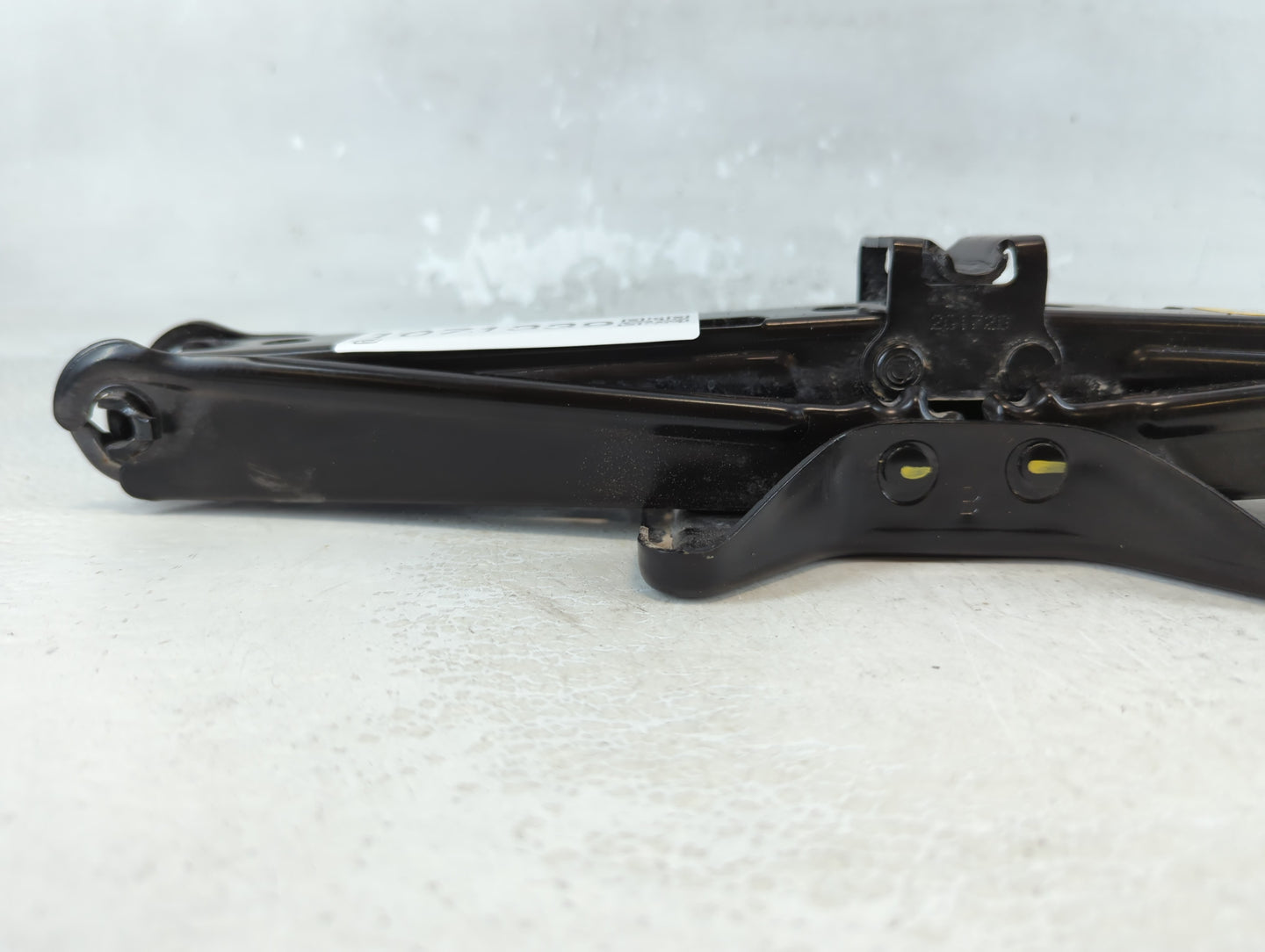 2013 Chevrolet Impala Spare Scissor Car Jack - Oemusedautoparts1.com