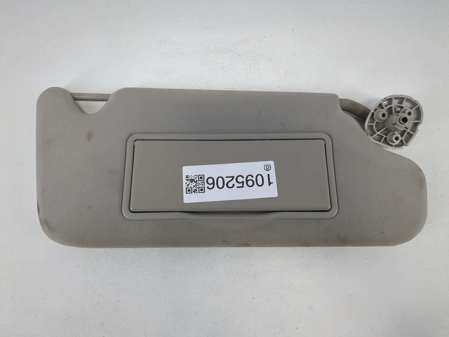 2006-2016 Chevrolet Impala Sun Visor Shade Replacement Passenger Right Mirror Fits OEM Used Auto Parts - Oemusedautoparts1.c