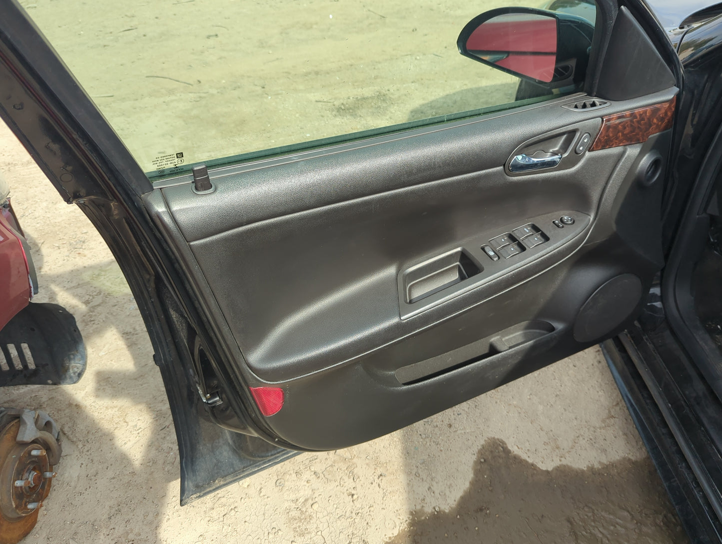 2013 Chevrolet Impala Front Left Driver Interior Door Panel Trim - Oemusedautoparts1.com