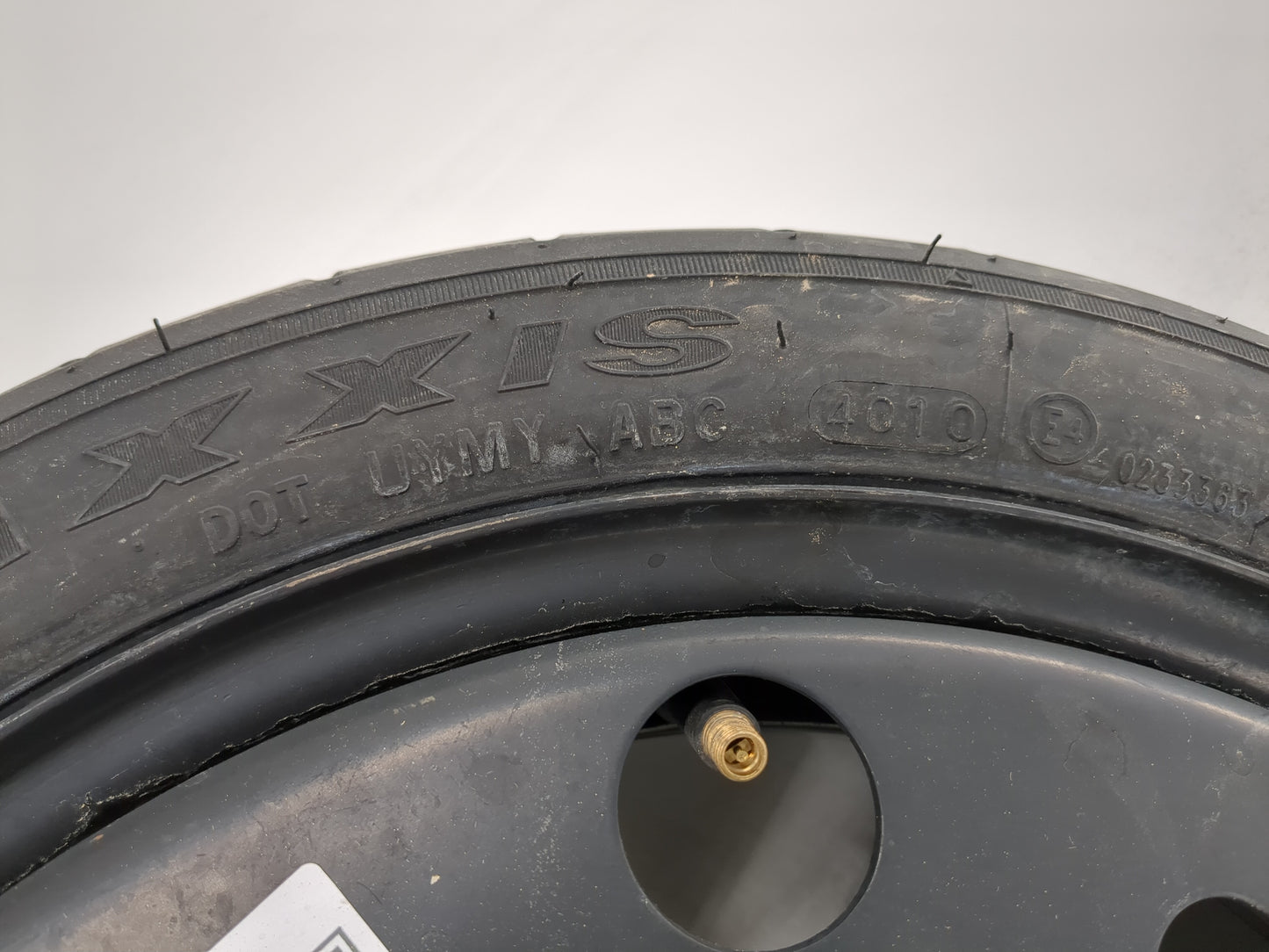 2000-2016 Chevrolet Impala Spare Donut Tire Wheel Rim Oem - Oemusedautoparts1.com