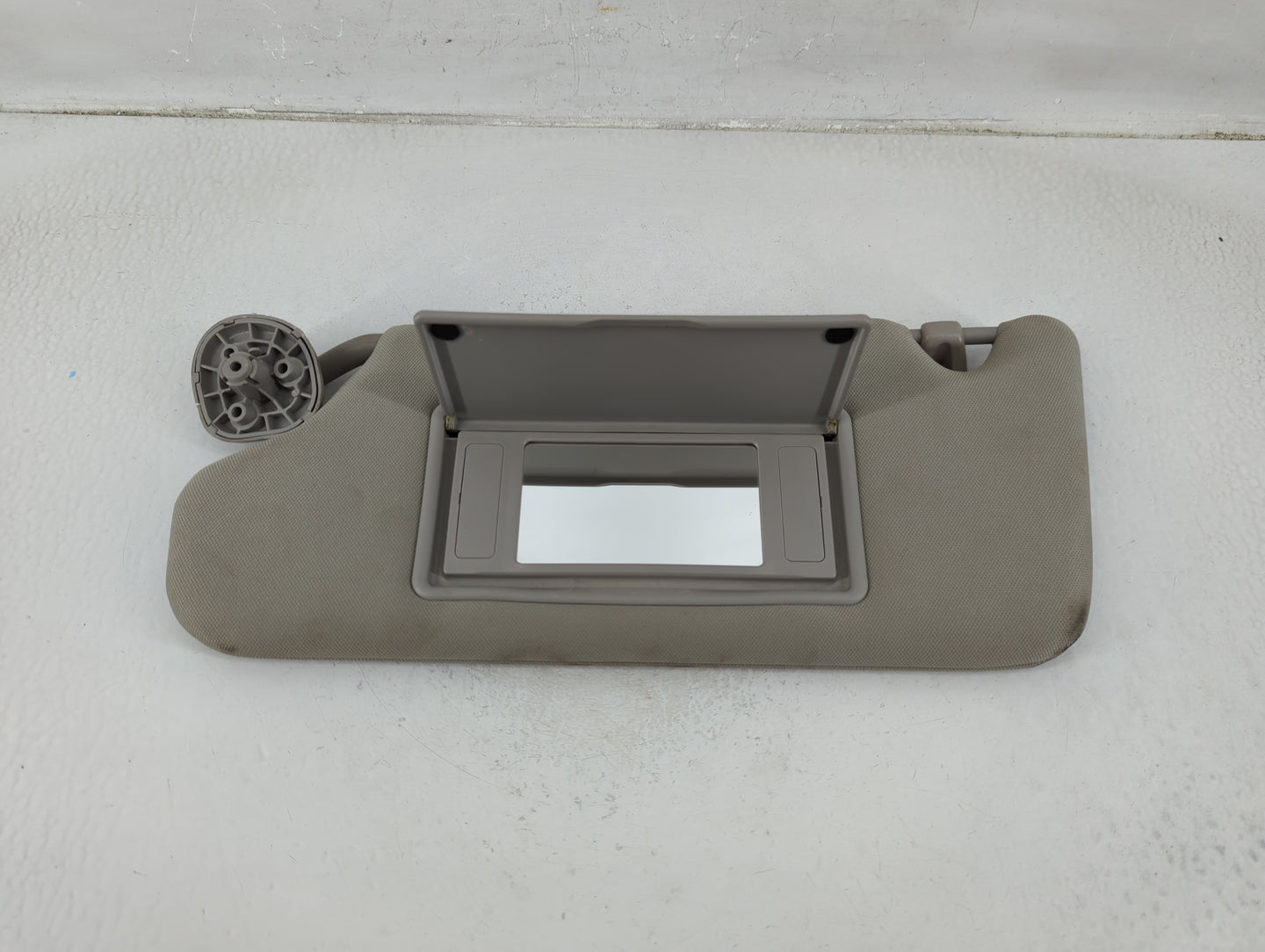 2006-2016 Chevrolet Impala Sun Visor Shade Replacement Driver Left Mirror Fits OEM Used Auto Parts - Oemusedautoparts1.com
