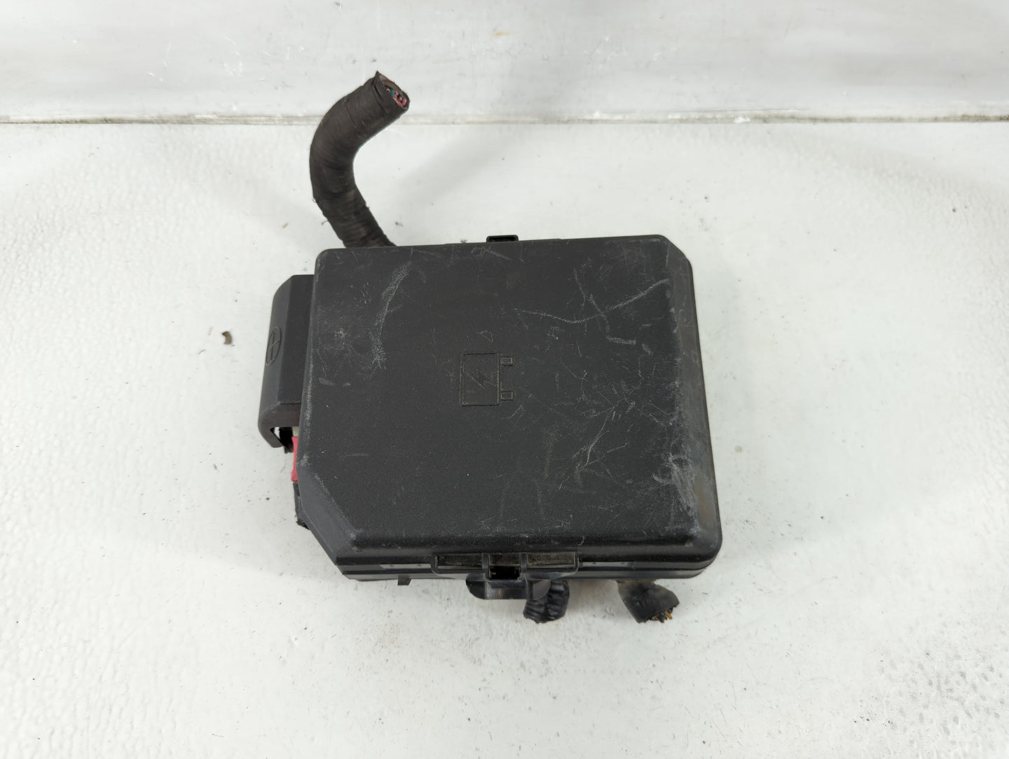2012-2016 Chevrolet Impala Fusebox Fuse Box Panel Relay Module P/N:13786621-03 Fits Fits 2012 2013 2014 2015 2016 OEM Used A