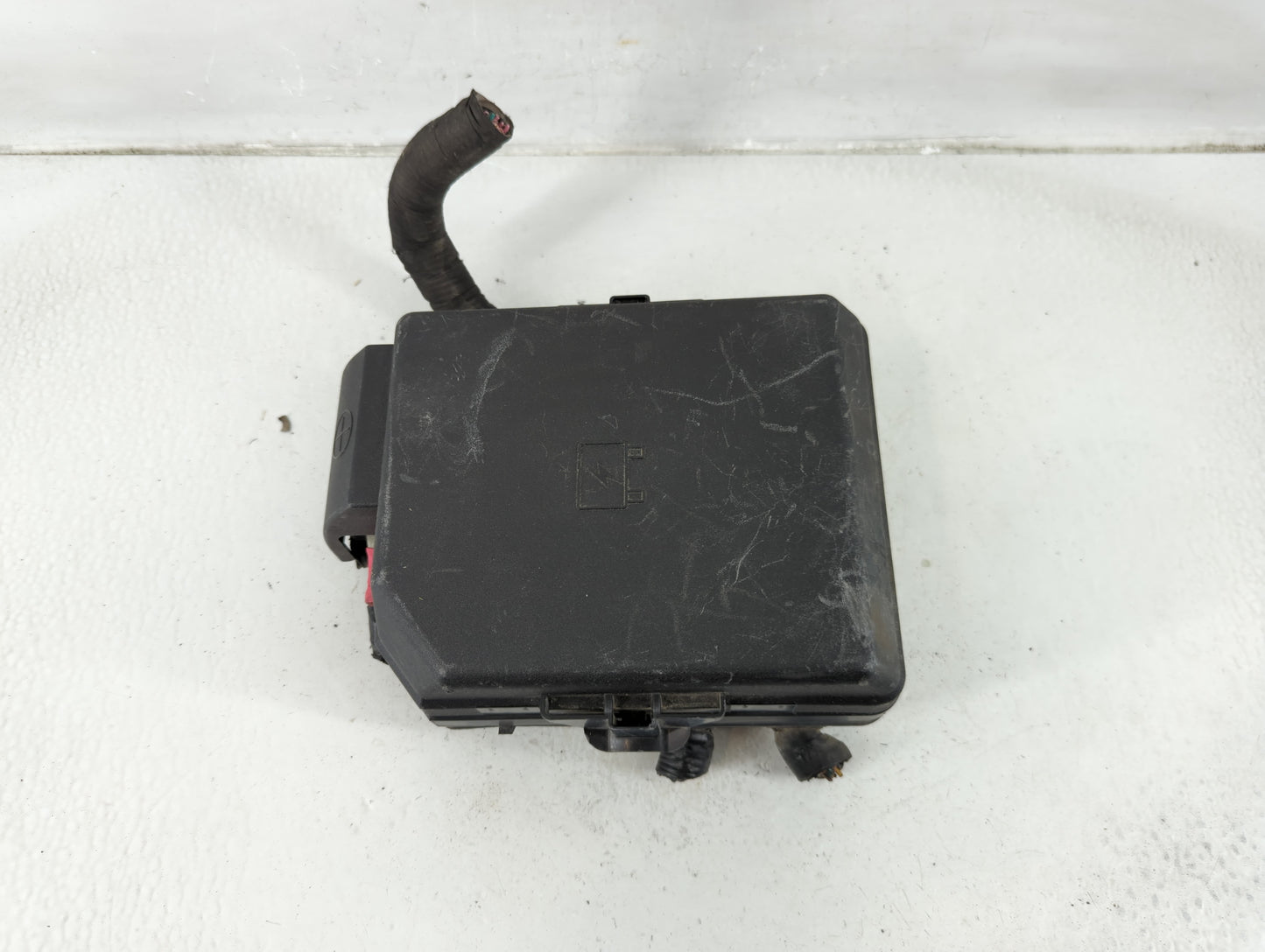 2012-2016 Chevrolet Impala Fusebox Fuse Box Panel Relay Module P/N:13786621-03 Fits Fits 2012 2013 2014 2015 2016 OEM Used A